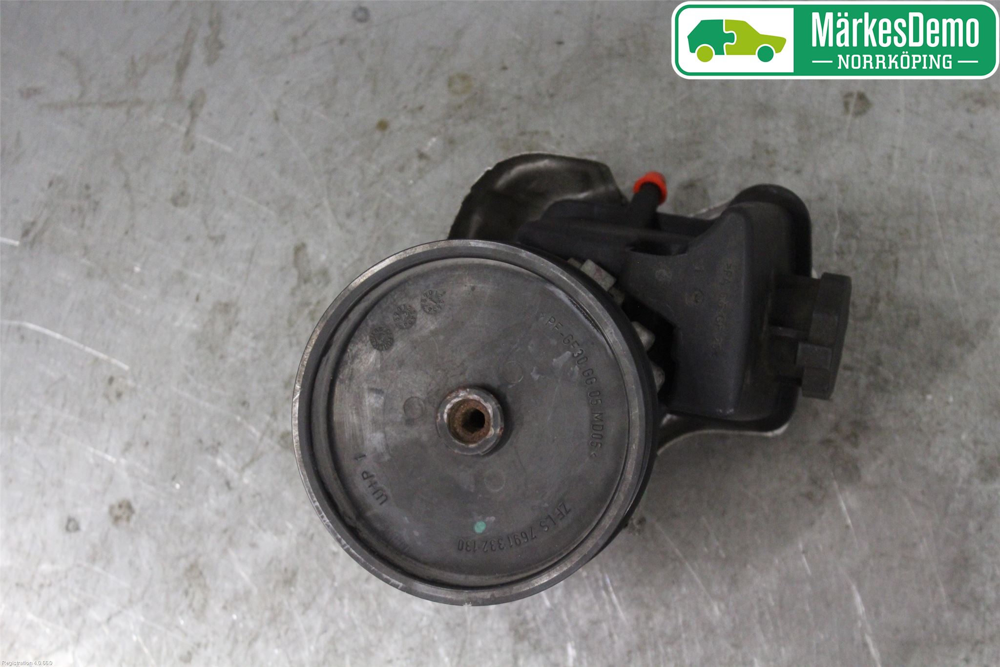 Mercedes-Benz MB C (203) 00-07 Styrservopump