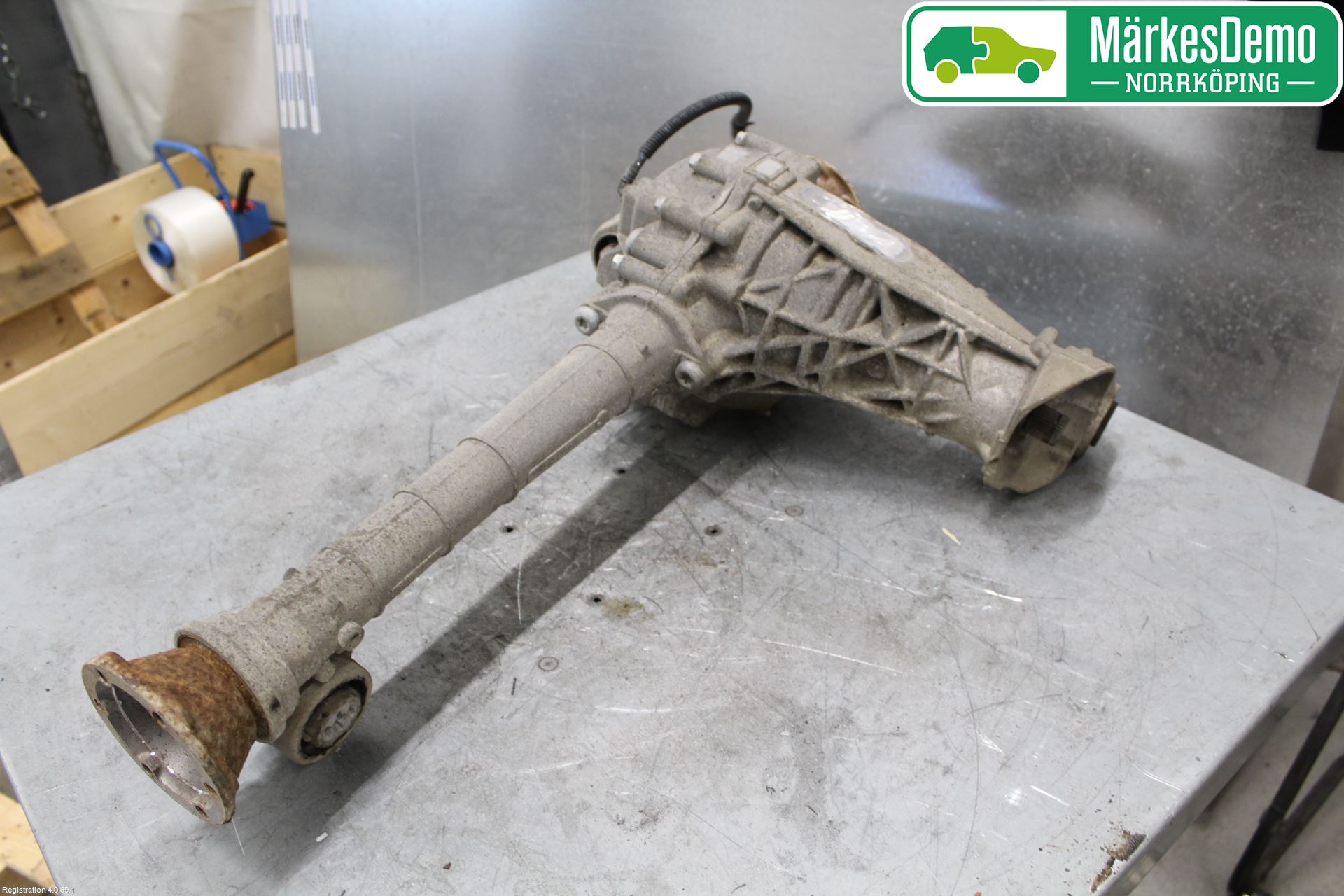 Volkswagen VW AMAROK 2H 10-22 Framvagn Diffrential