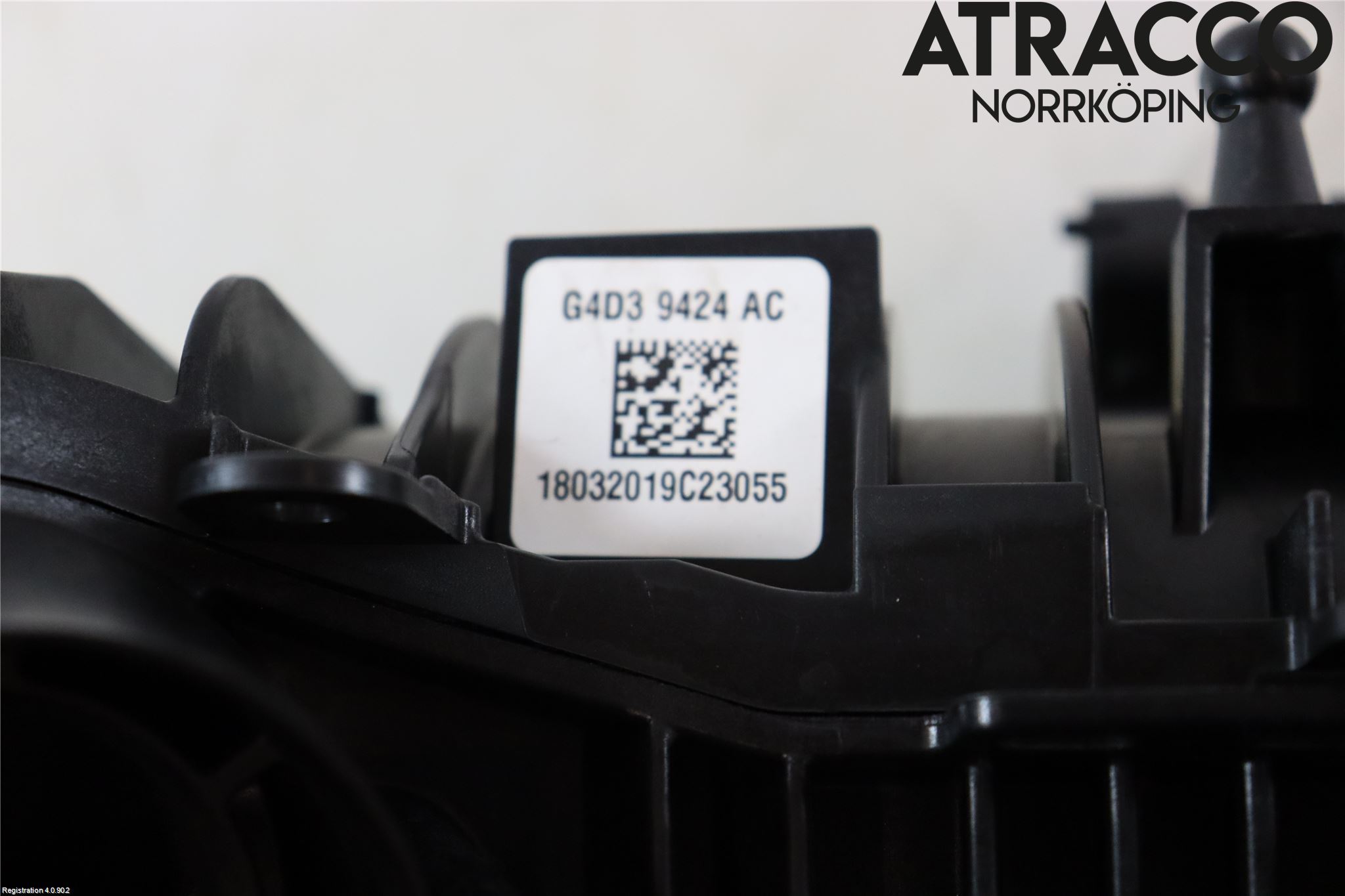 Jaguar F-PACE Grenrör Insug