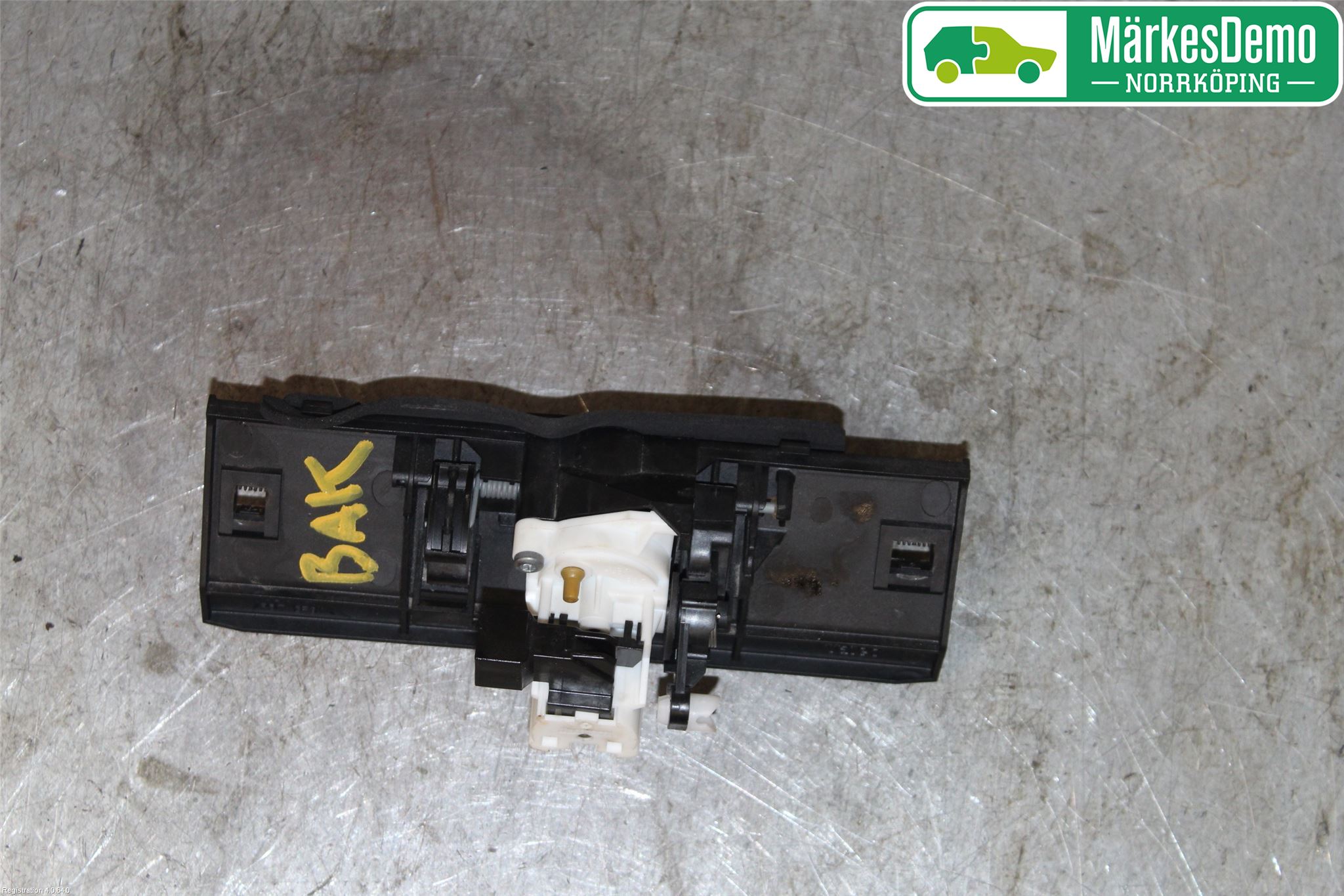 Peugeot 206 98-09 Bakluckehandtag