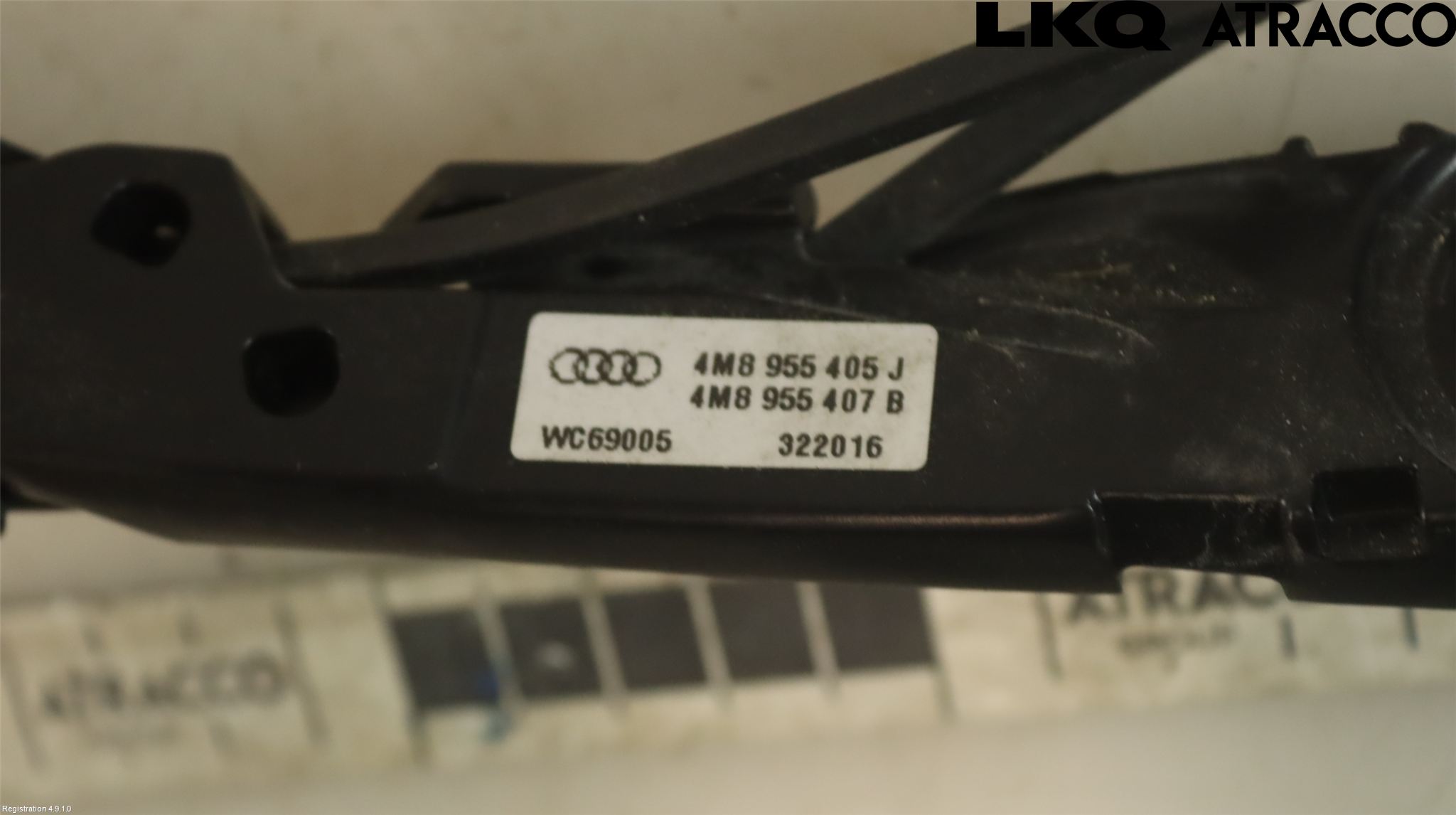 Audi Q7/SQ7 Torkararm Armar Vindruta