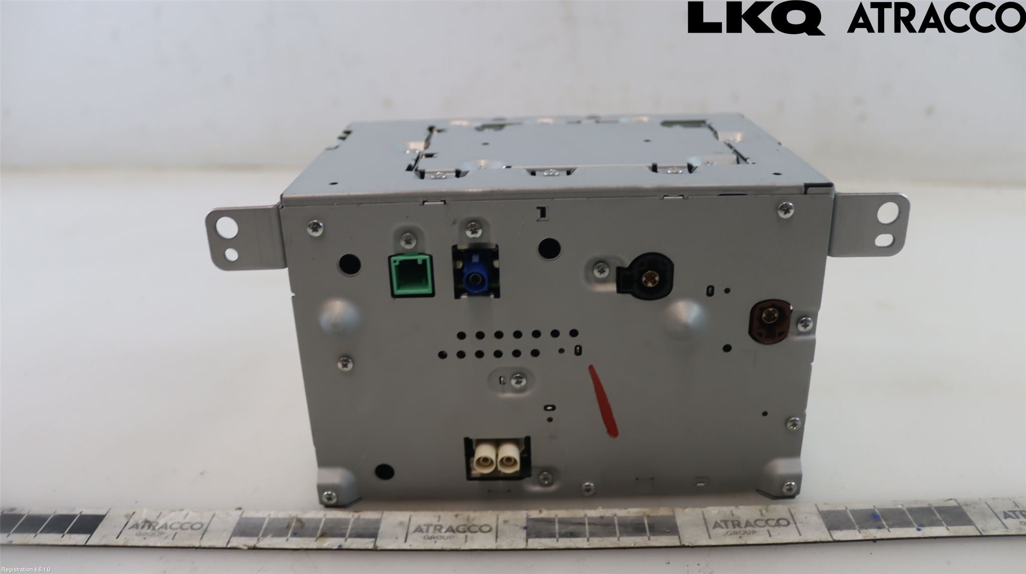 Volvo V90 17->> Radio