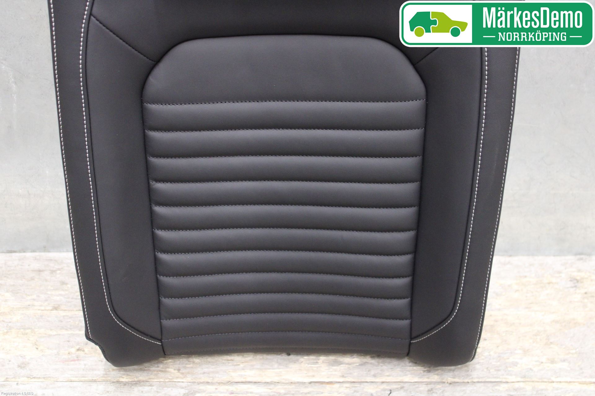 Volkswagen VW PASSAT 20-24 Inredning Baksäte