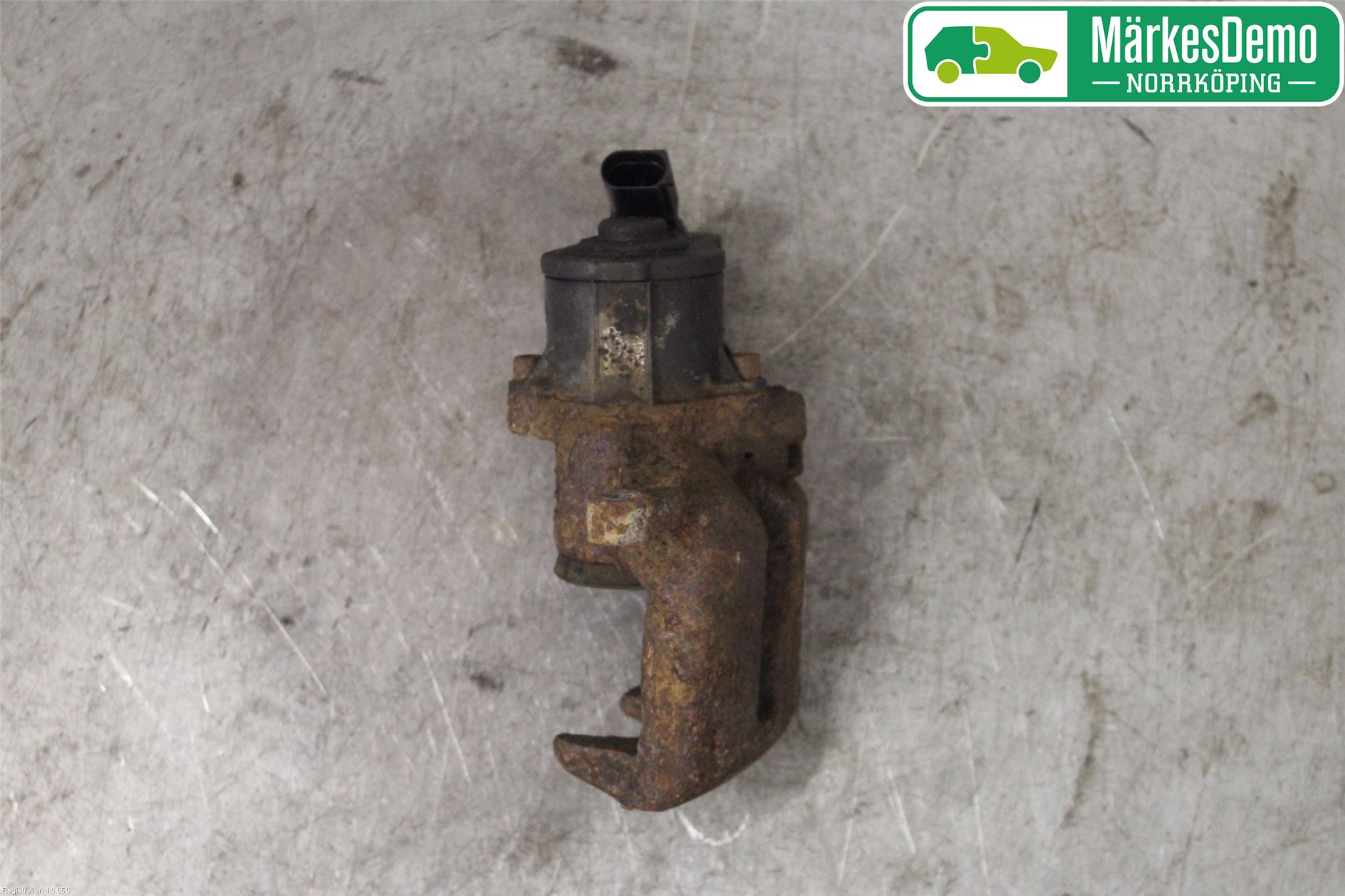 Volkswagen VW PASSAT 11-14 Bromsok Bak Vänster