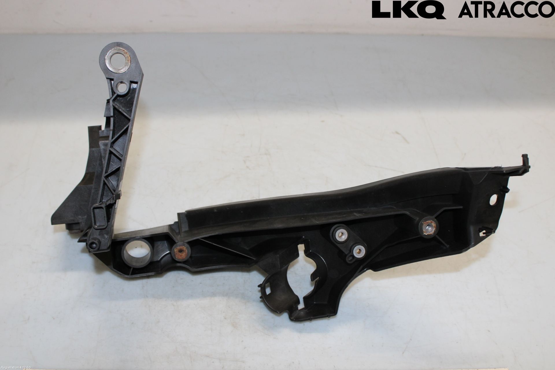 Audi A4/S4 08-11 Strålkast Fästsarg