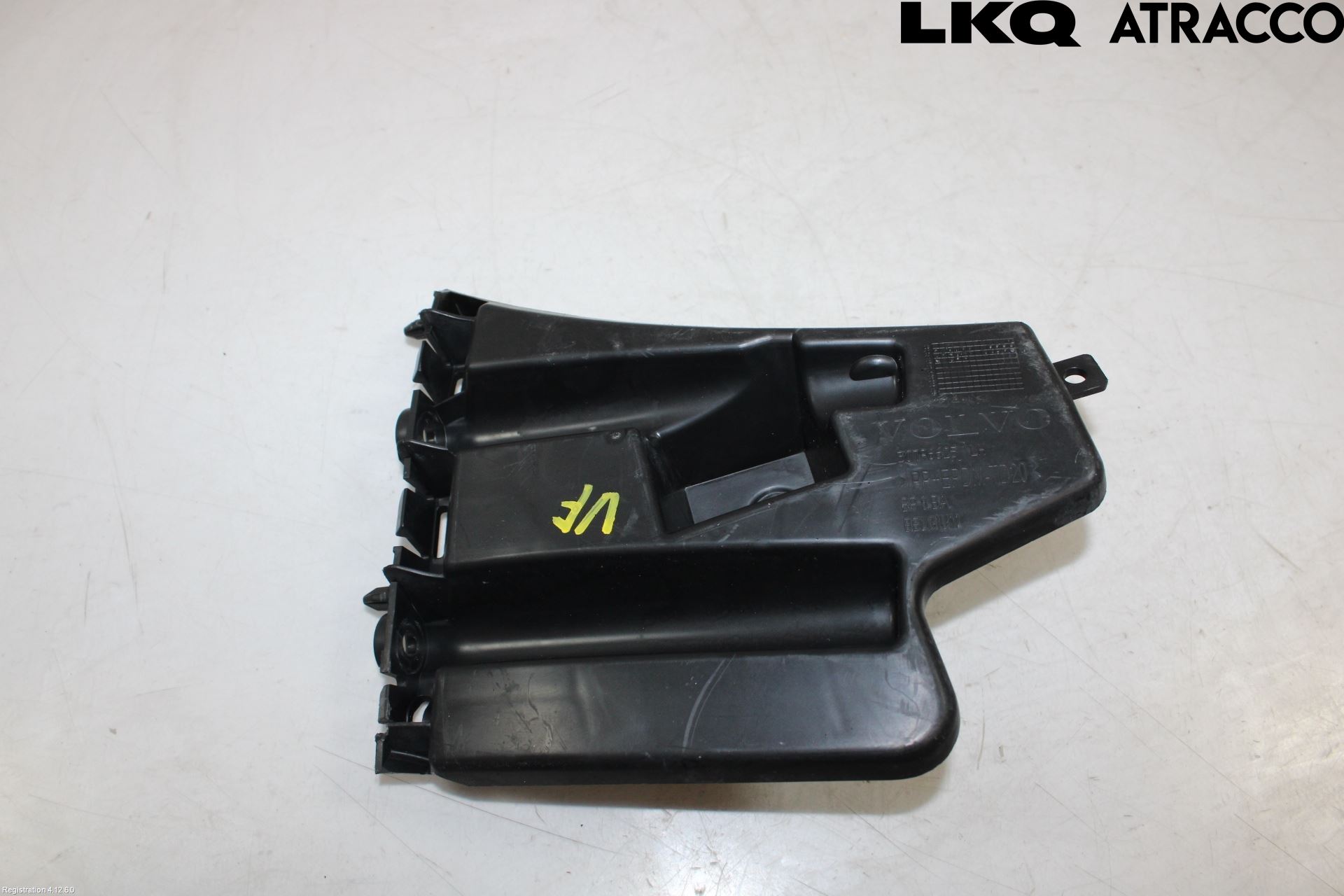 Volvo V60 11-13 Stötfångarfäste Fram Vä