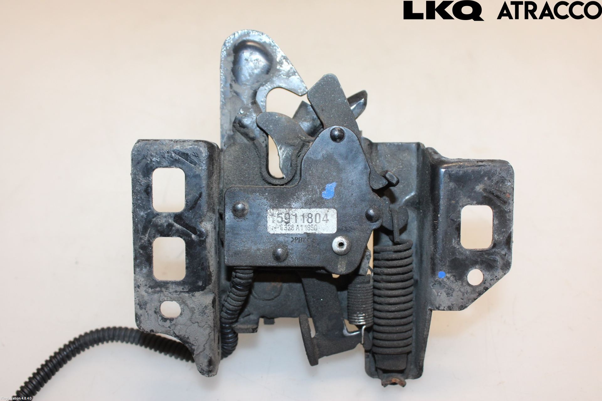 Cadillac ESCALADE Huvlås