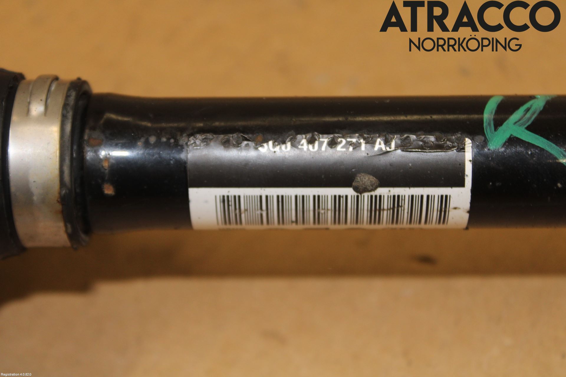 Volkswagen VW PASSAT 15-19 Drivaxel Fram Vänster