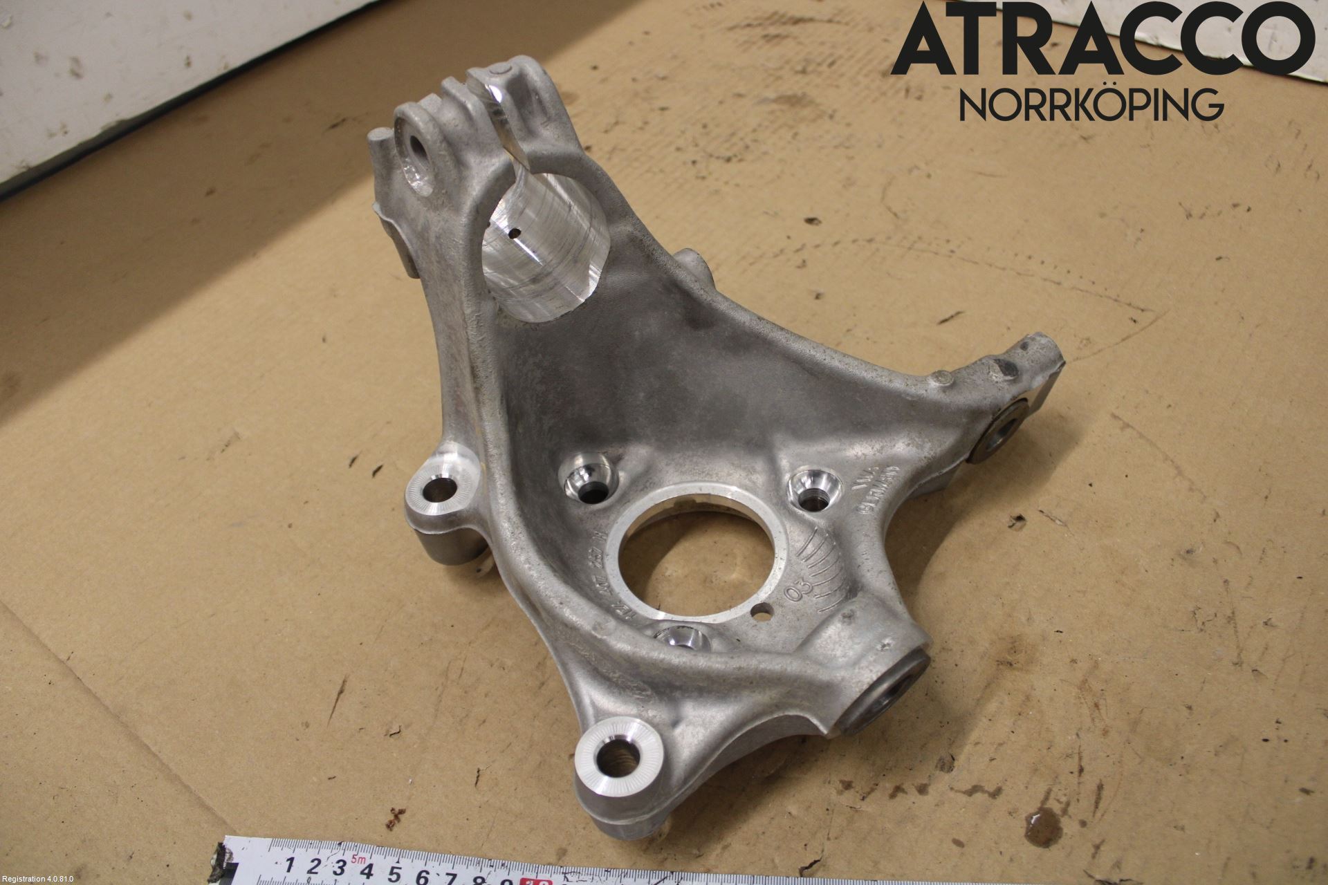 Cupra BORN 22- Styrspindel Lagerhus Vä