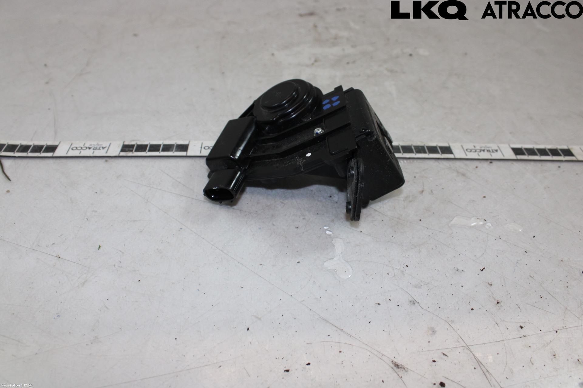 Toyota VERSO 09-18 Låskista Baklucka