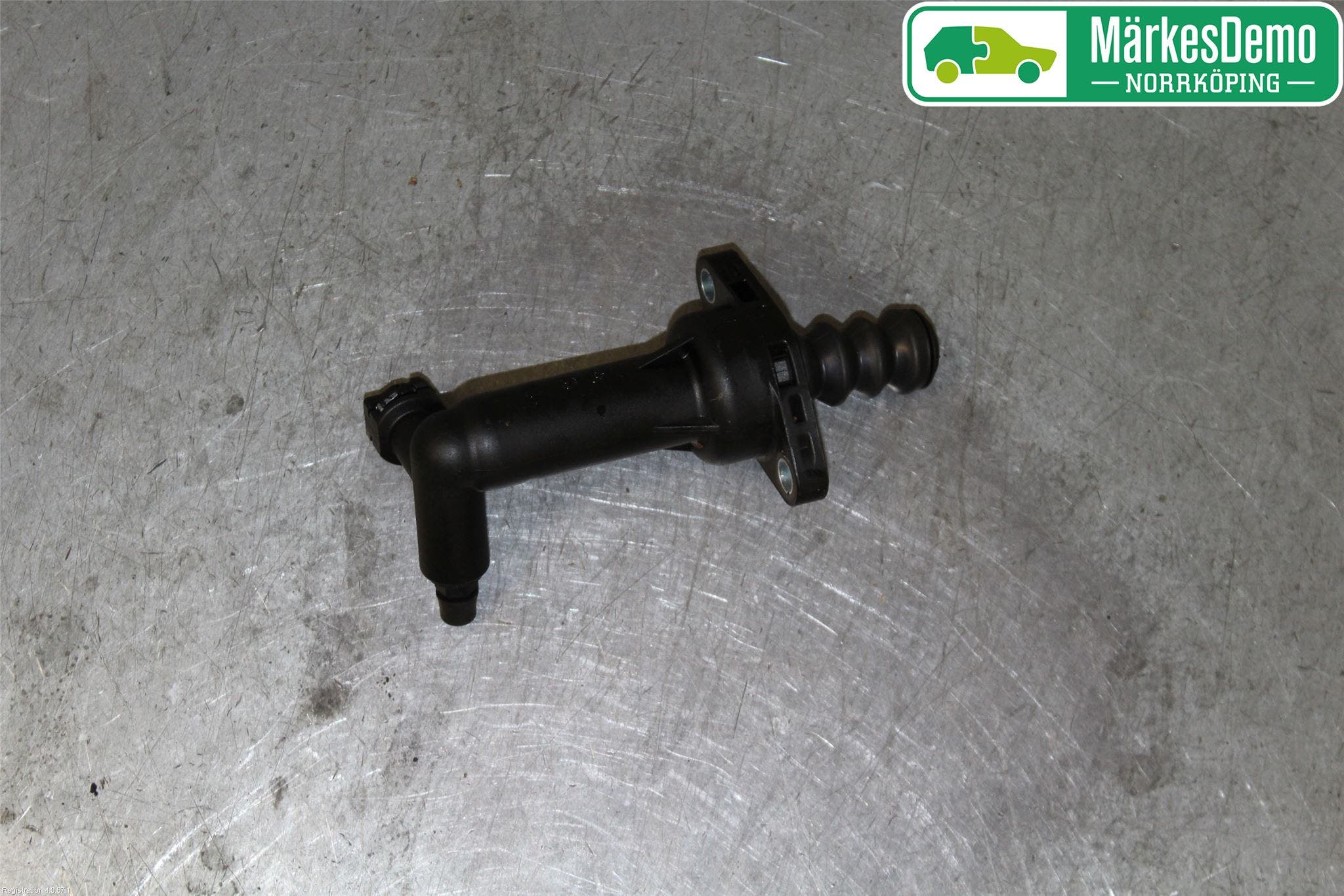 Volkswagen VW GOLF / E-GOLF VII 13-20 Kopplingscylinder Slav