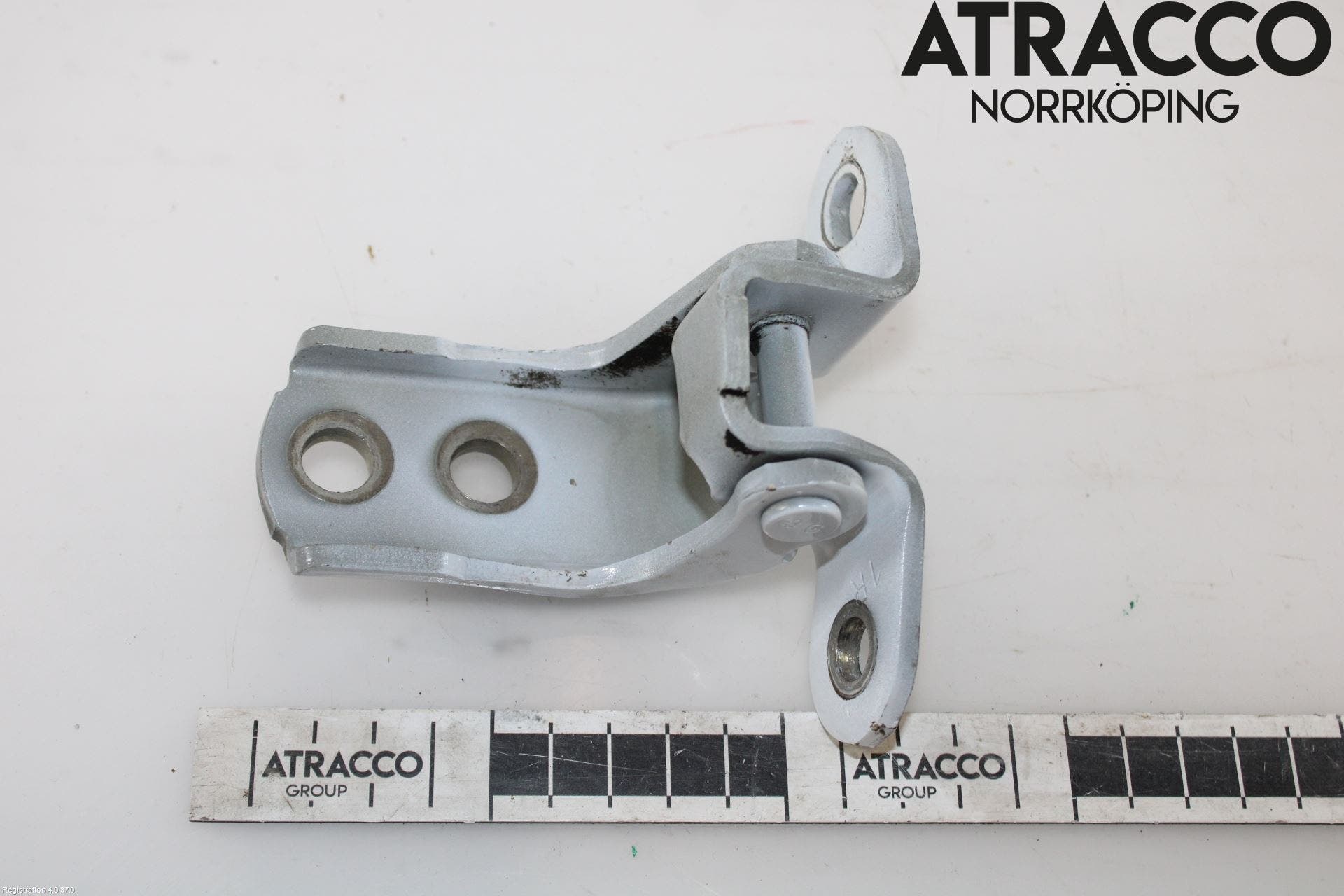 Toyota YARIS XP130 12-14 Dörrgångjärn