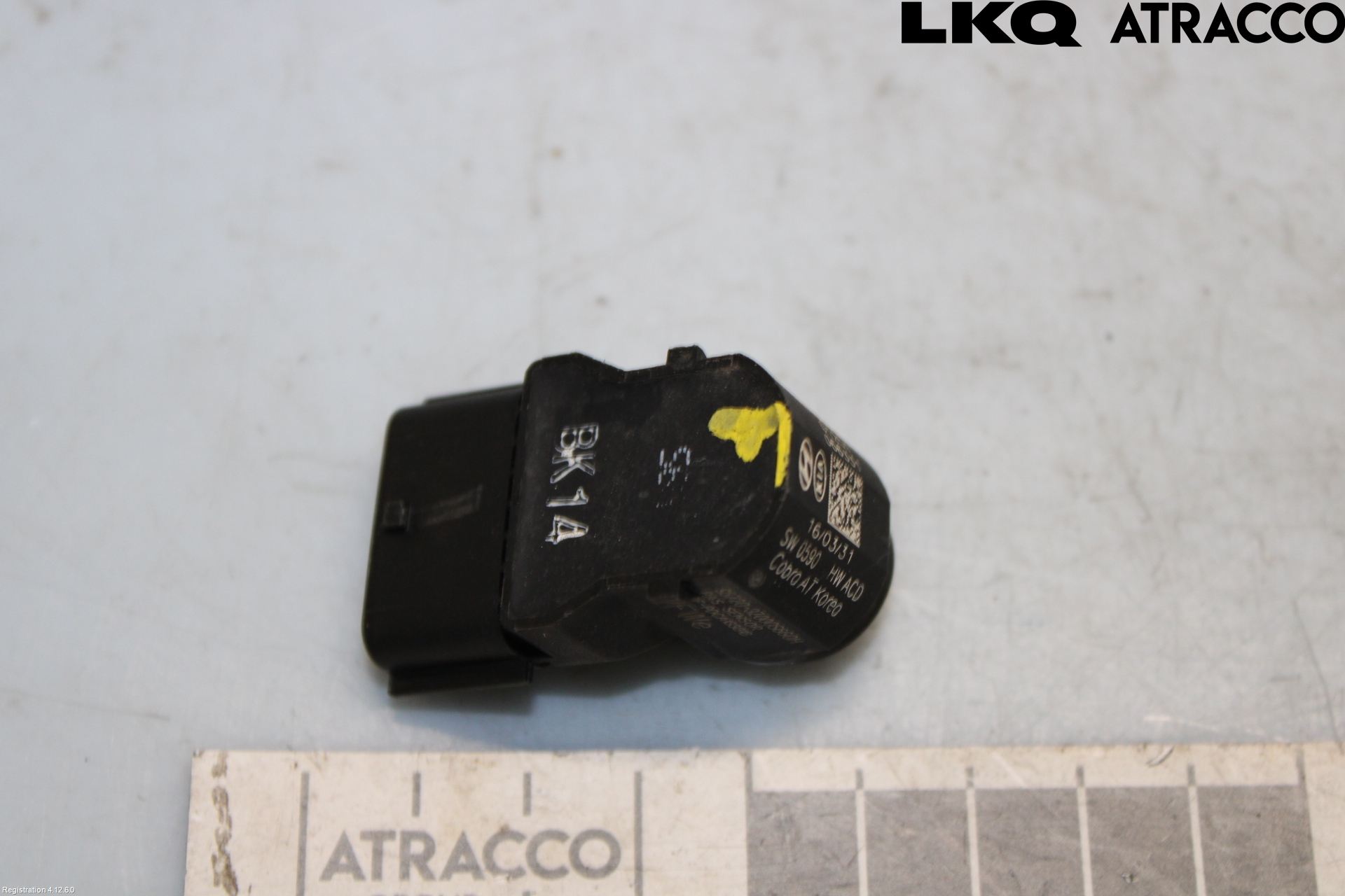 Hyundai i40 08-15 Parkeringshjälp Frontsensor