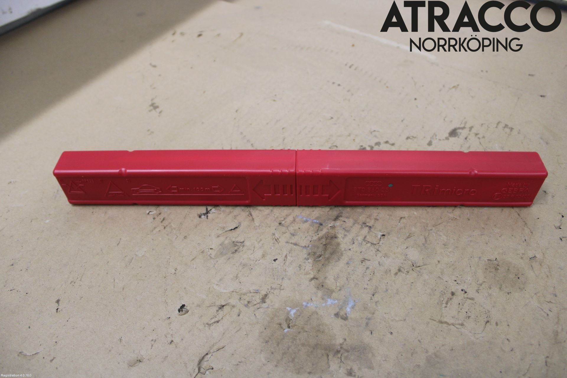 Audi A6 F2/C8 19- Varningstriangel