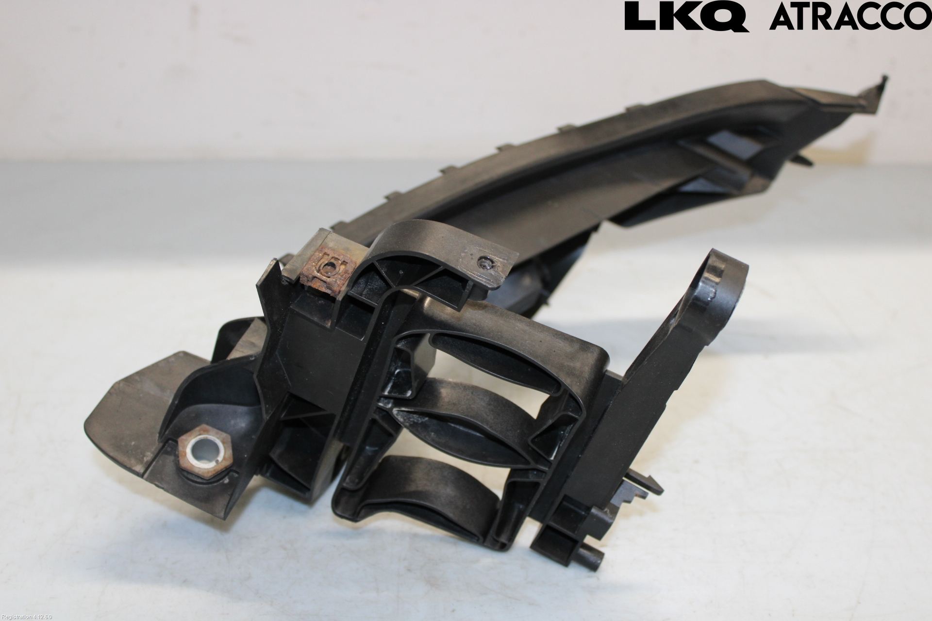 Audi A4/S4 08-11 Strålkast Fästsarg