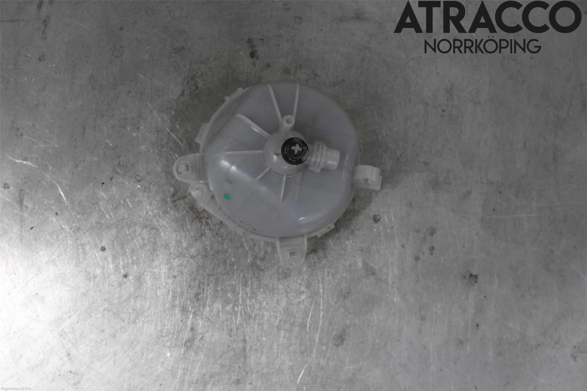 Audi A6 F2/C8 19- Expansionstank