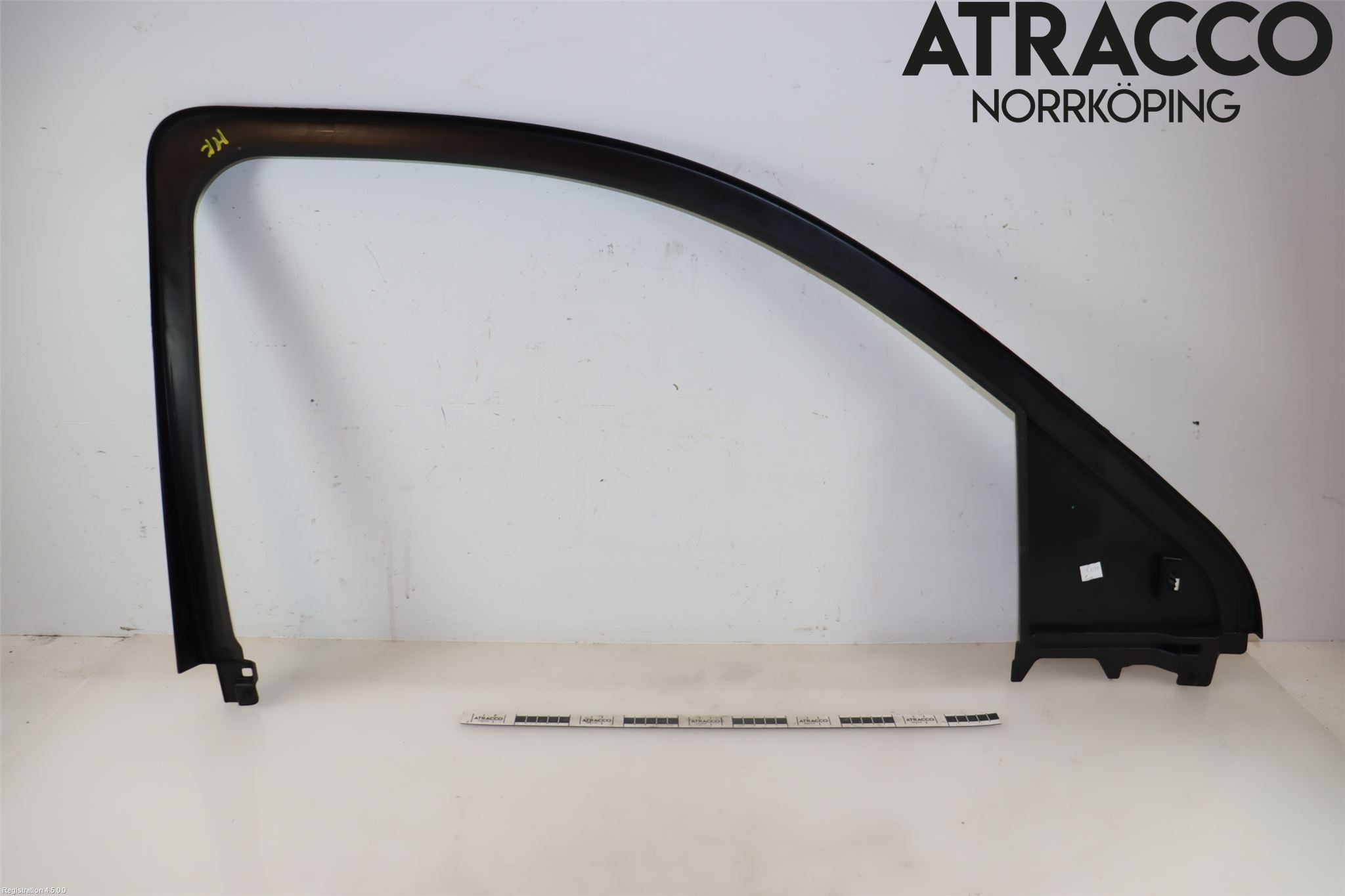 Chevrolet SUBURBAN Dörr Dekorlist Fram Hö