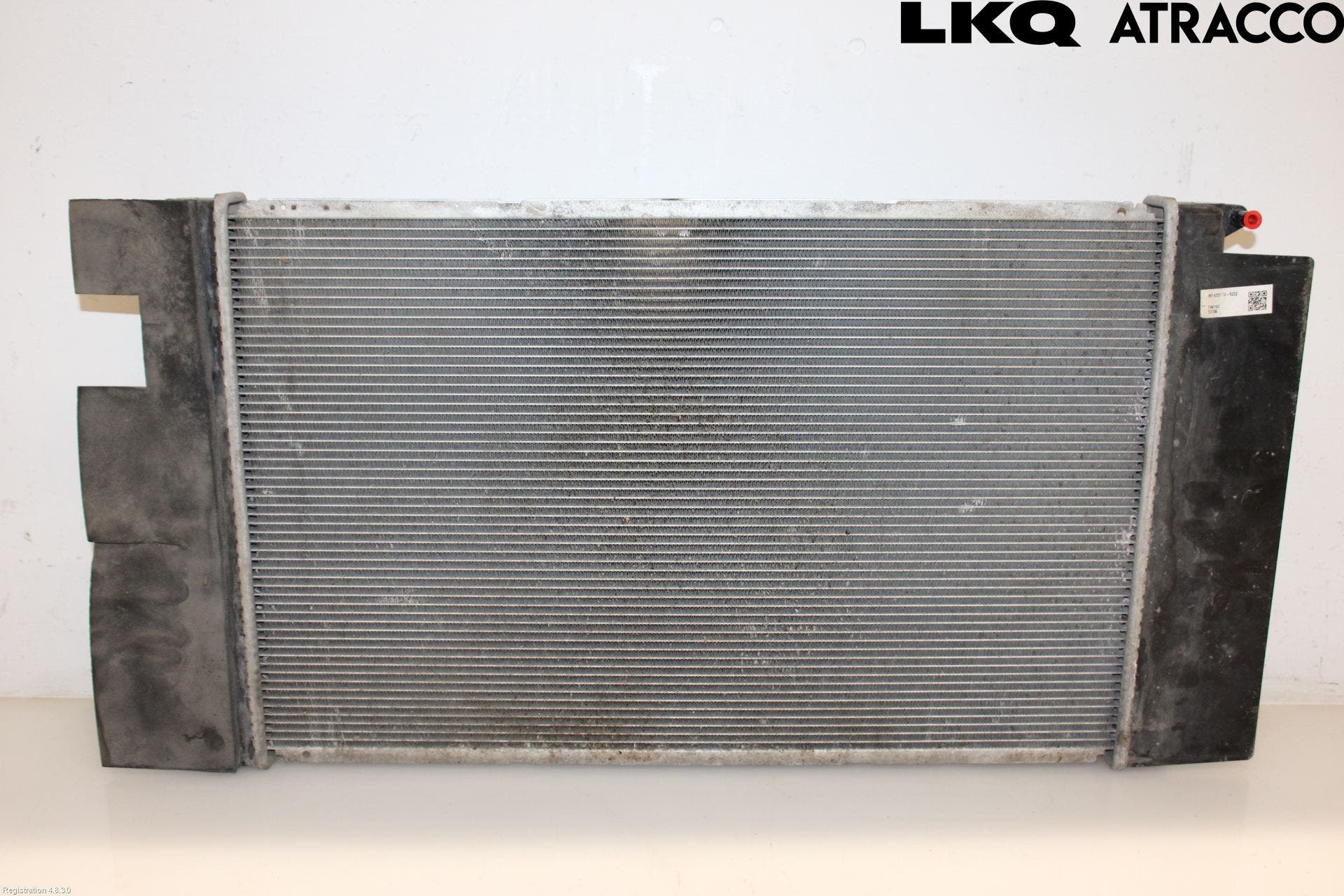 Toyota AVENSIS 09-15 Kylare Man