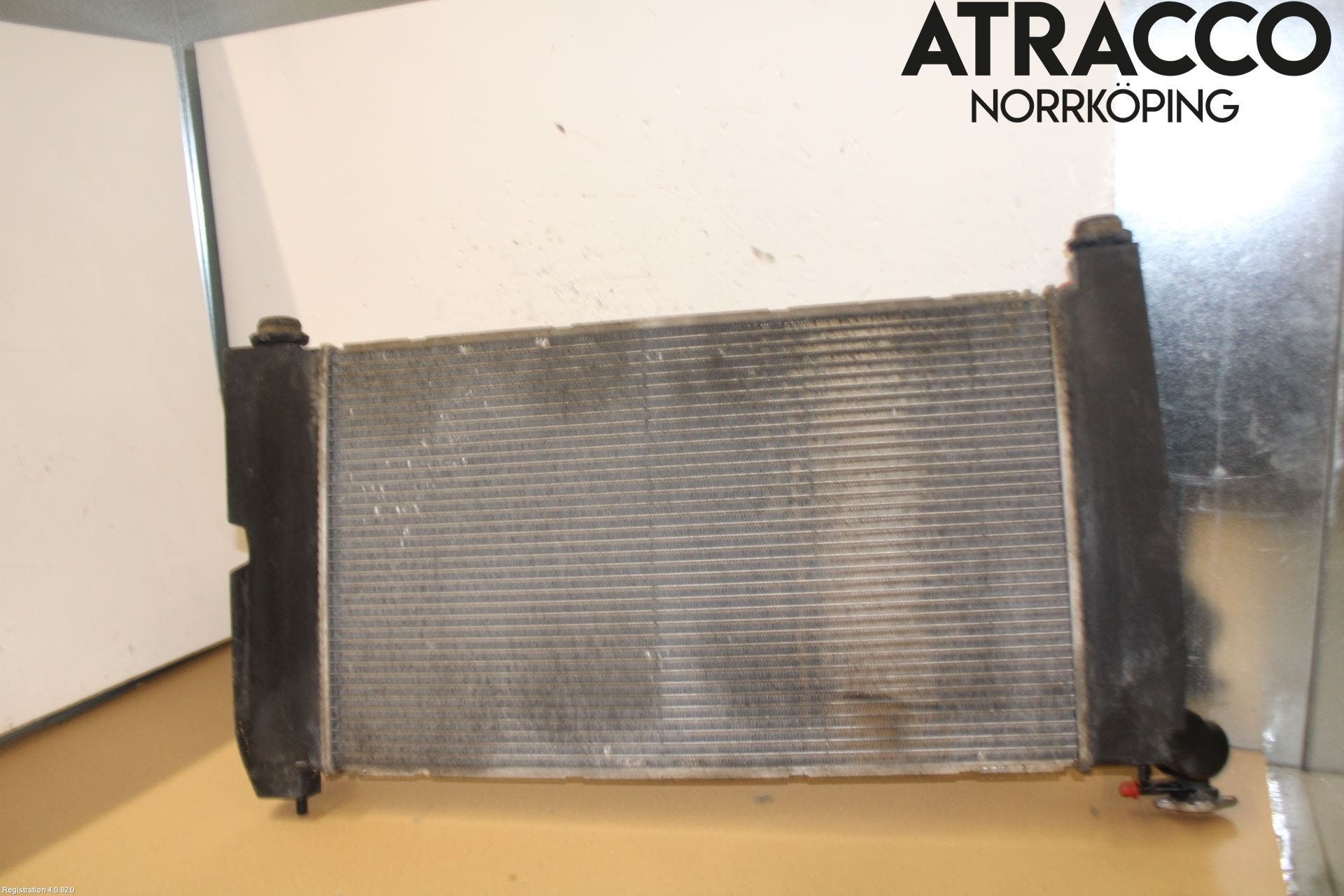 Toyota AVENSIS 07-08 Kylare Man