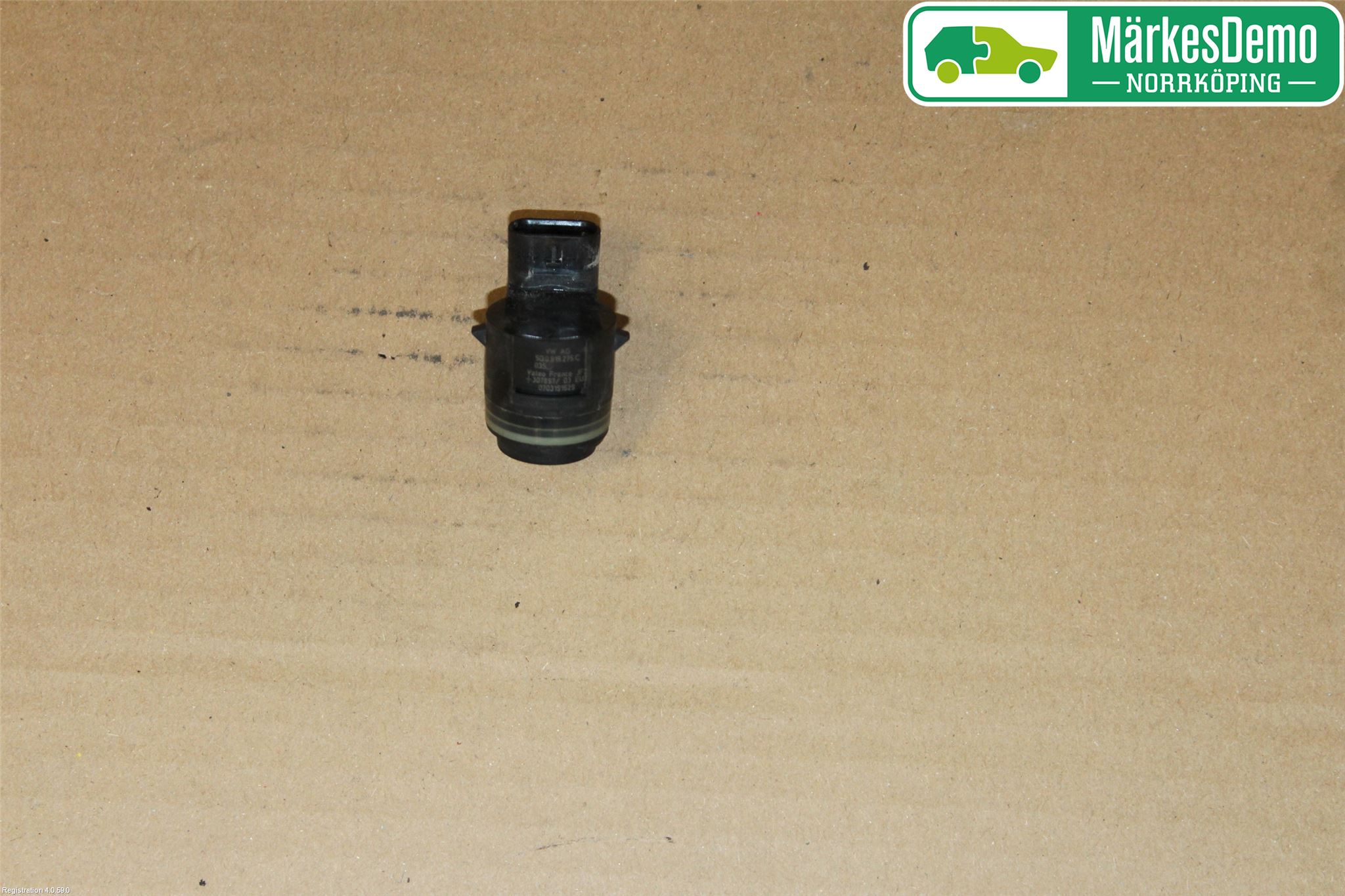 Skoda SUPERB 16-24 Parkeringshjälp Backsensor