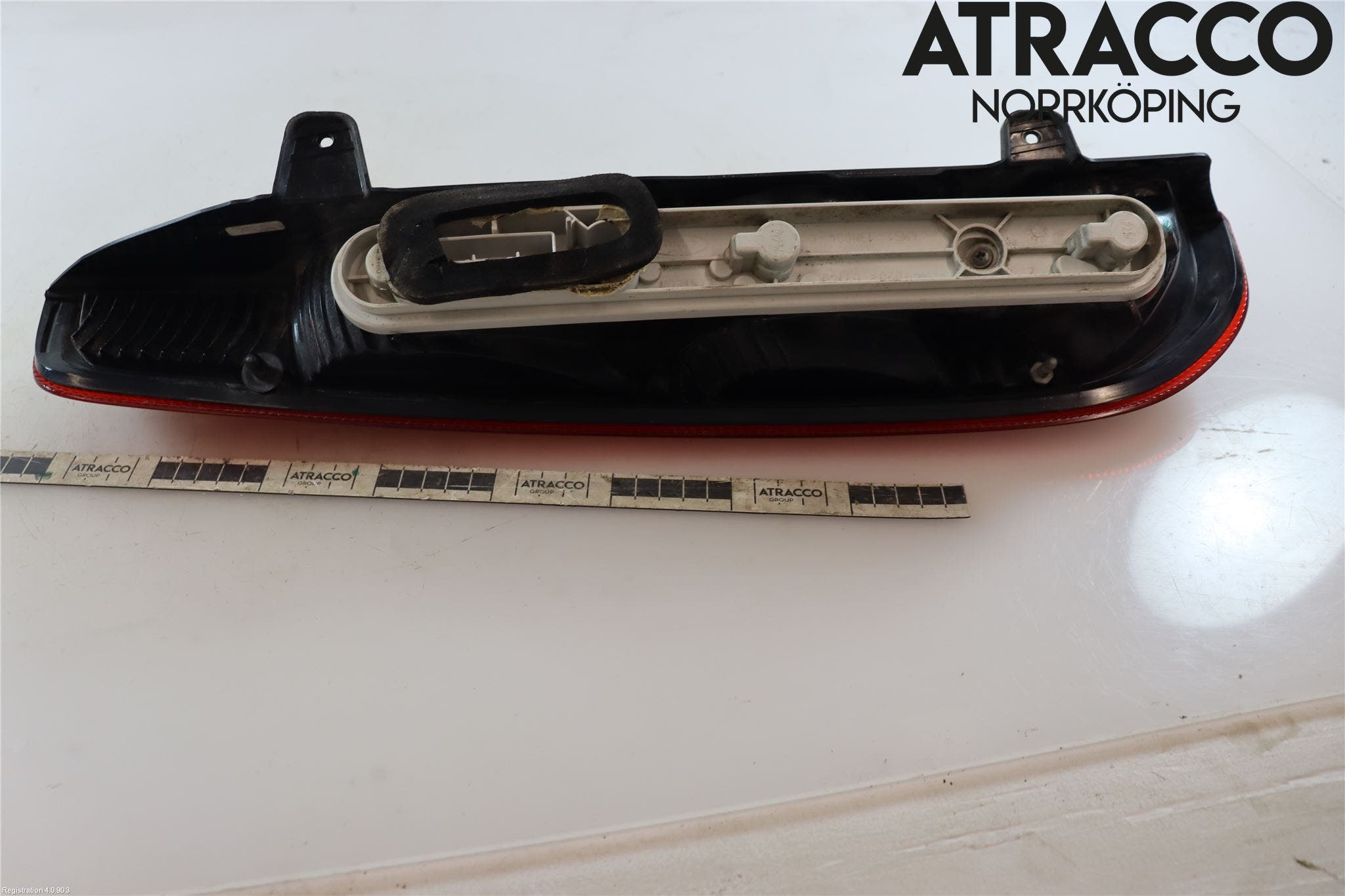 Ford FOCUS 04-07 Bakljus Höger