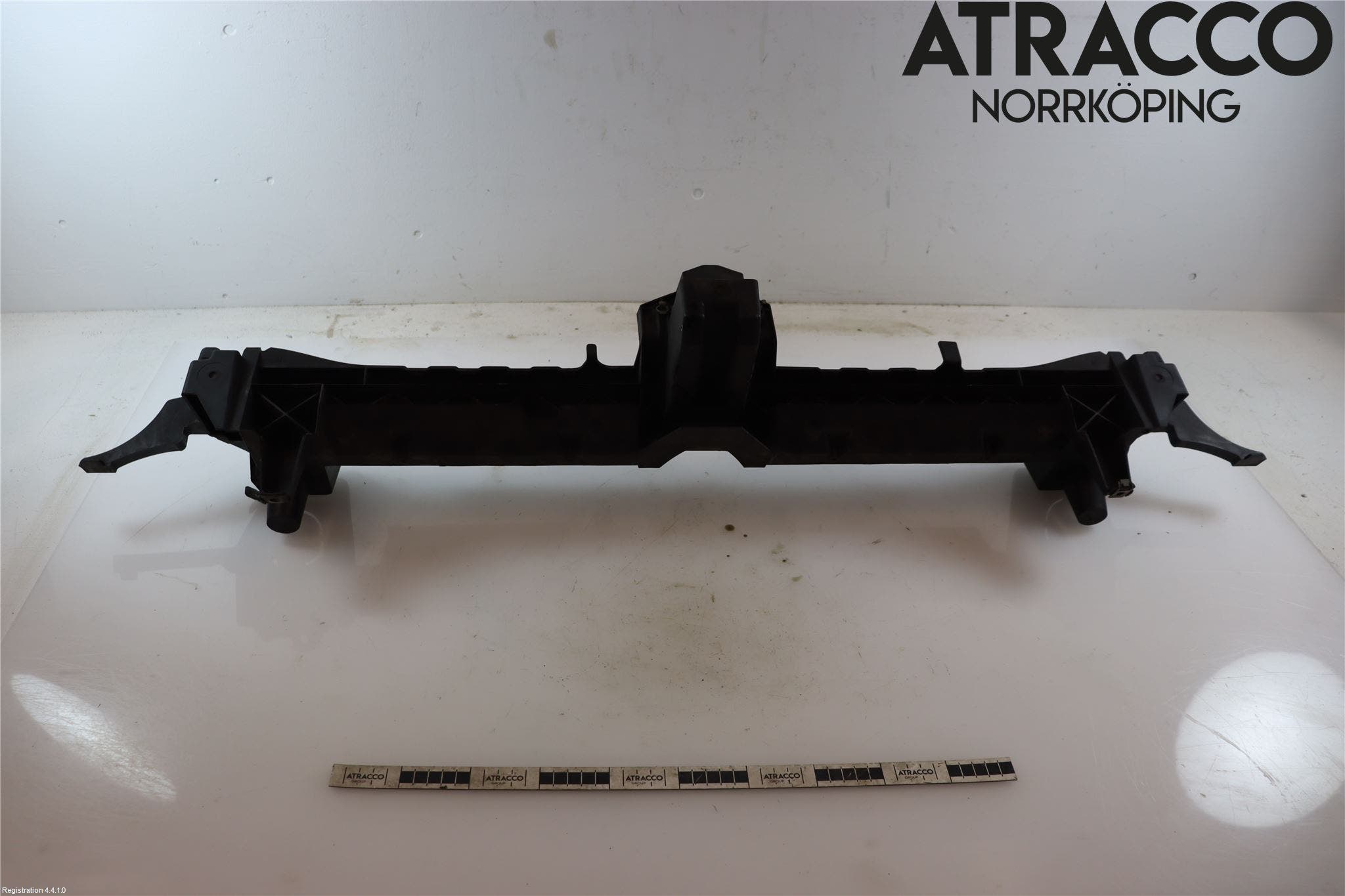 Peugeot 3008 09-16 Kylarfäste-Ram-Balk