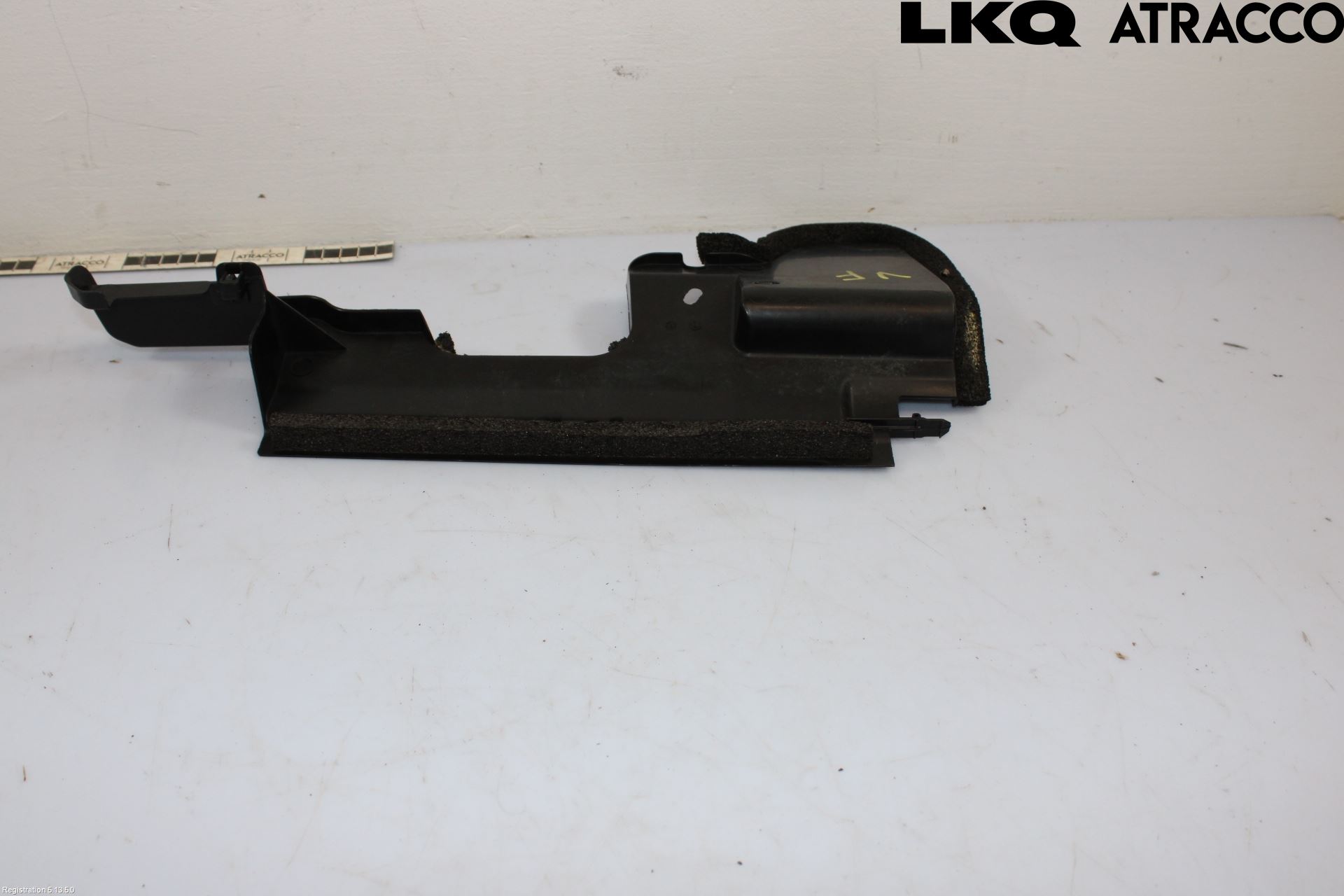 Toyota YARIS XP21 20- Deflektor Plåt-Plast Kylning