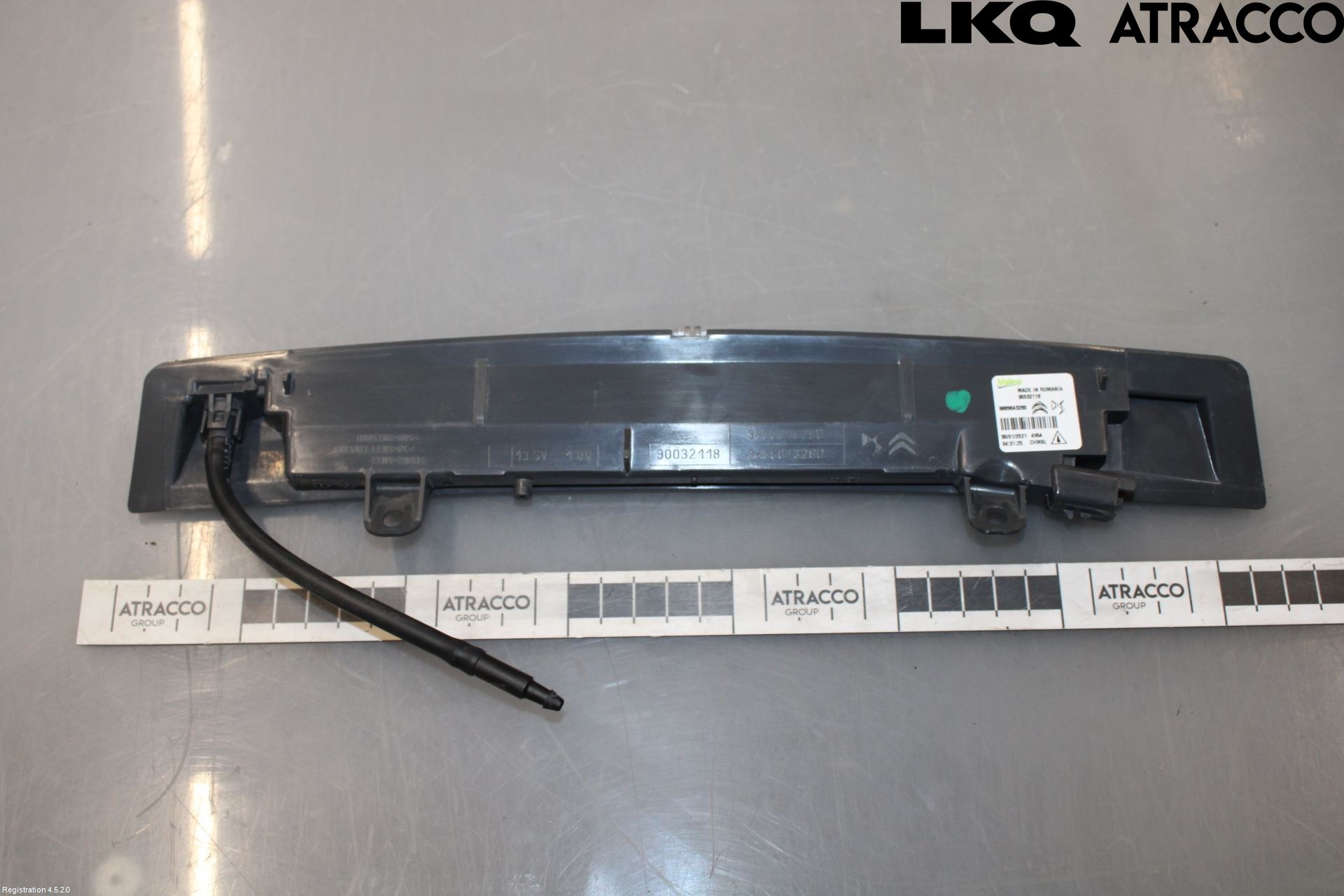 Peugeot 208/E-208 20- Bromsljus Bakruta