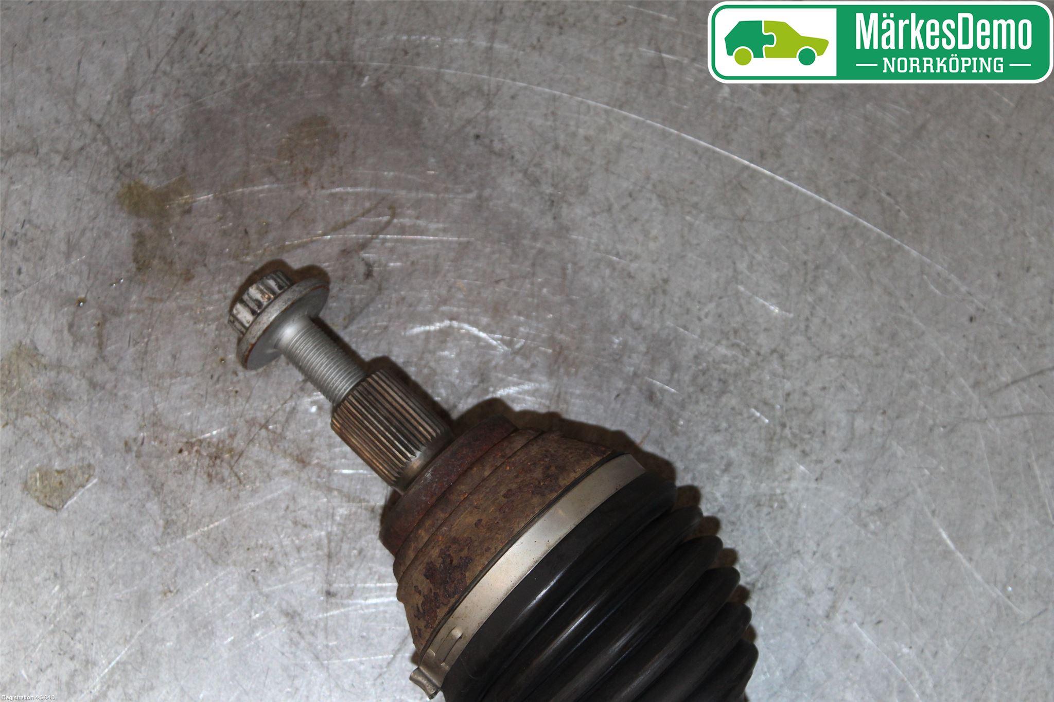 Audi A3/S3 8V 13-20 Drivaxel Fram Vänster