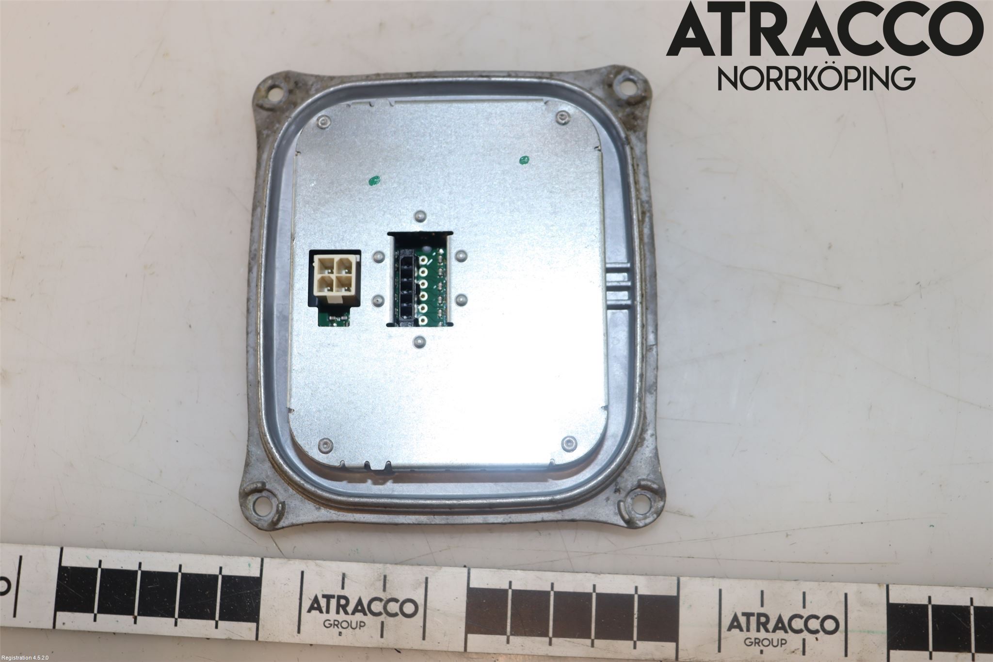 Audi A4 ALLROAD 09-16 Styrenhet Strålkastare