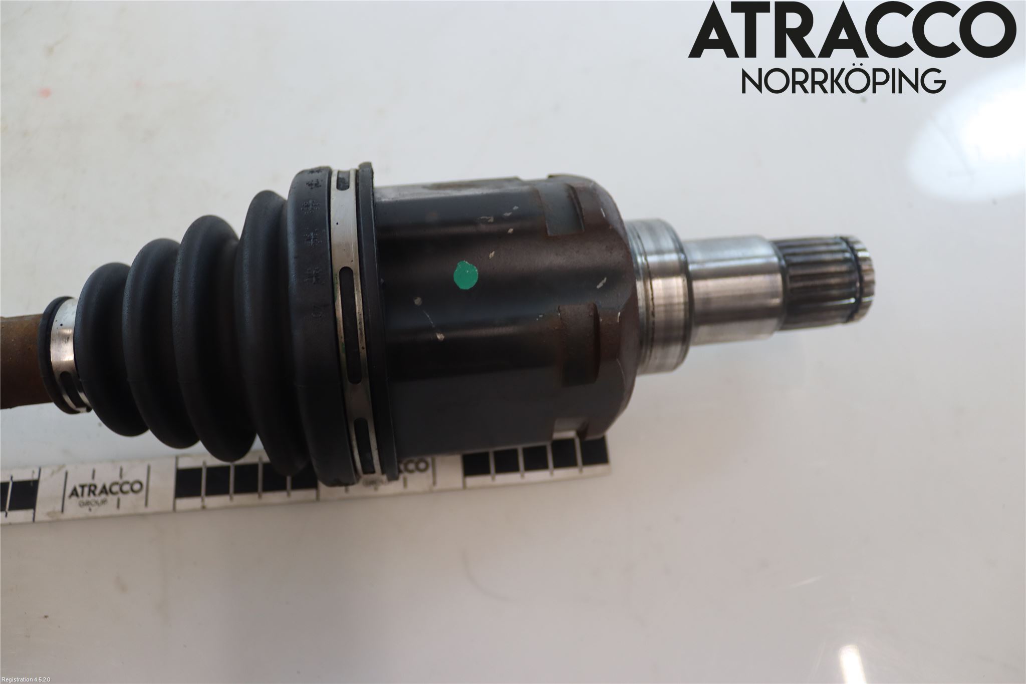Toyota RAV4 13-18 Drivaxel Fram Vänster