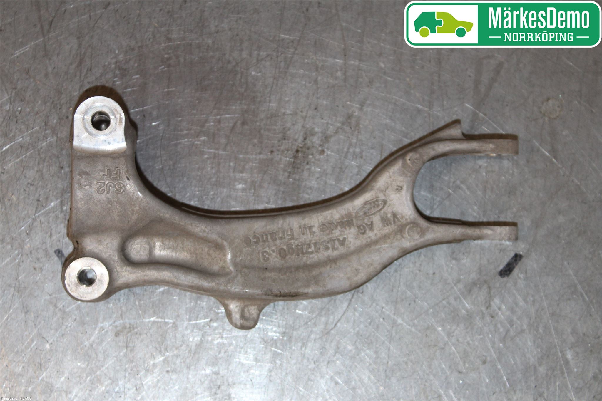 Audi A4/S4 B9 16-19 Fjäderbenslager Fram