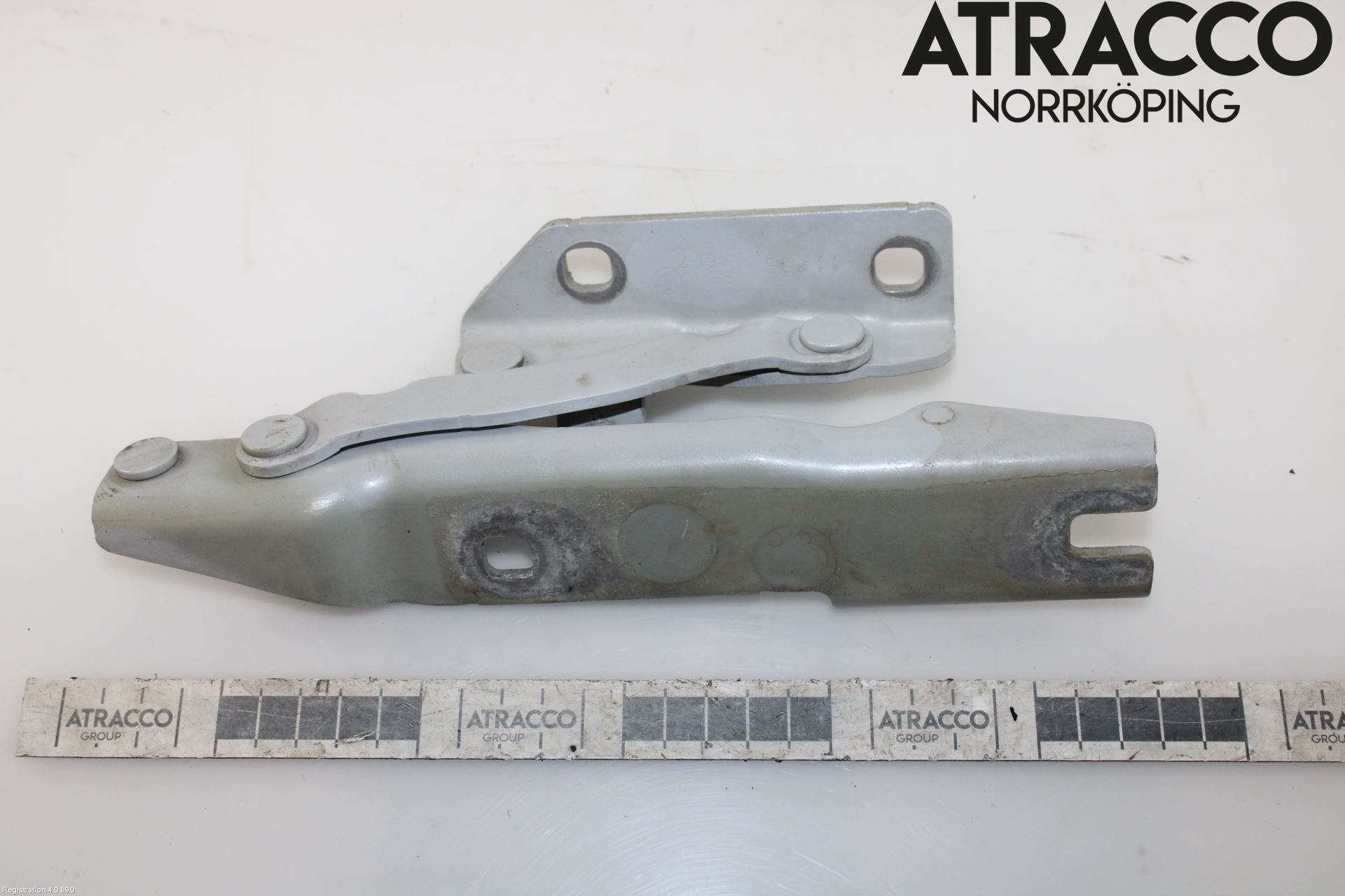 BMW 5 E60/61 Sed/Tou 02-10 Huvgångjärn