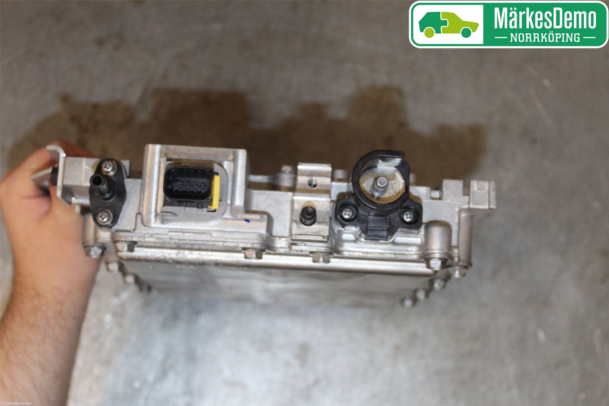 Jaguar I-PACE 18- Hybridconverter