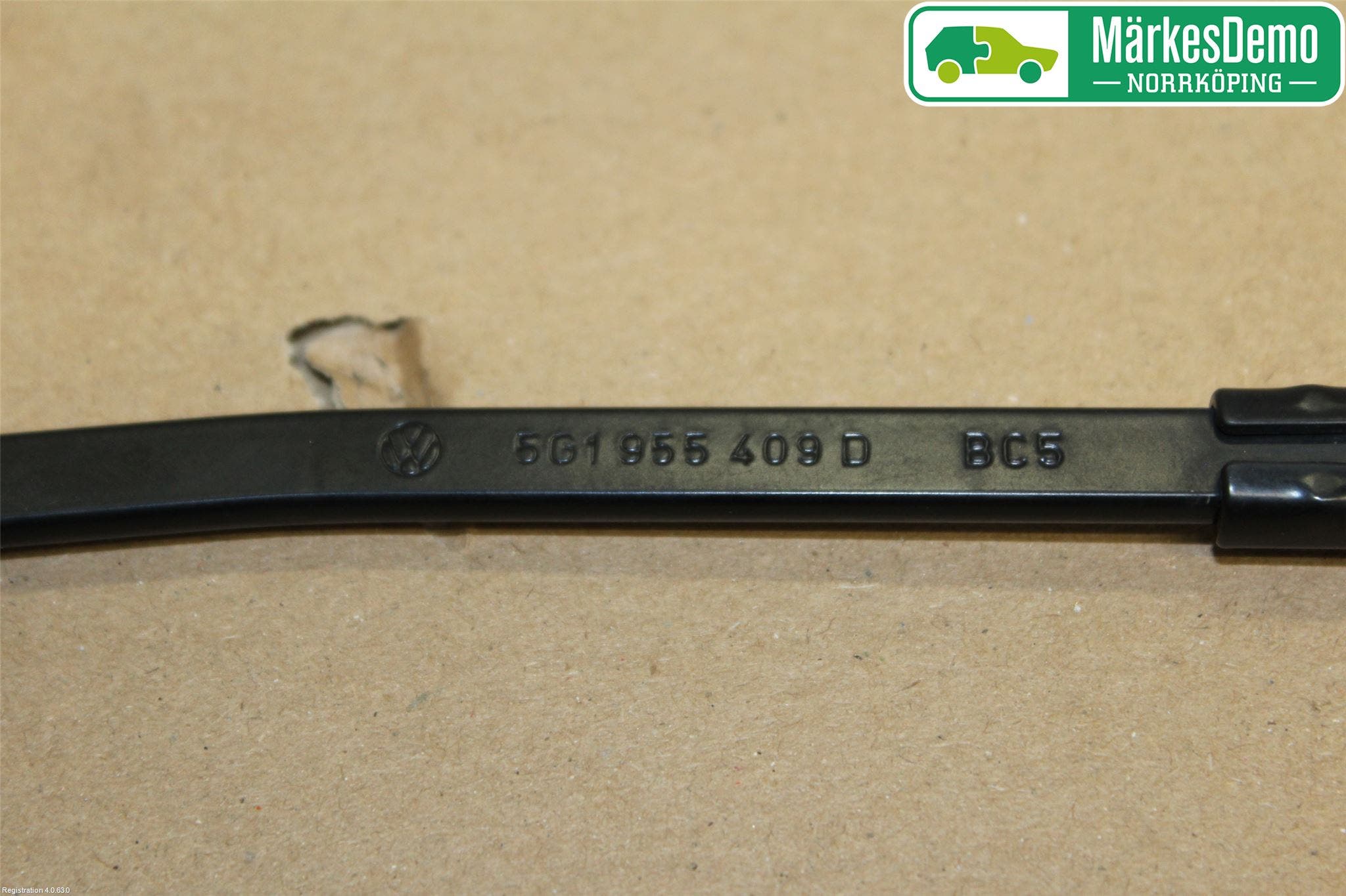 Volkswagen VW GOLF / E-GOLF VII 13-20 Torkararm Armar Vindruta