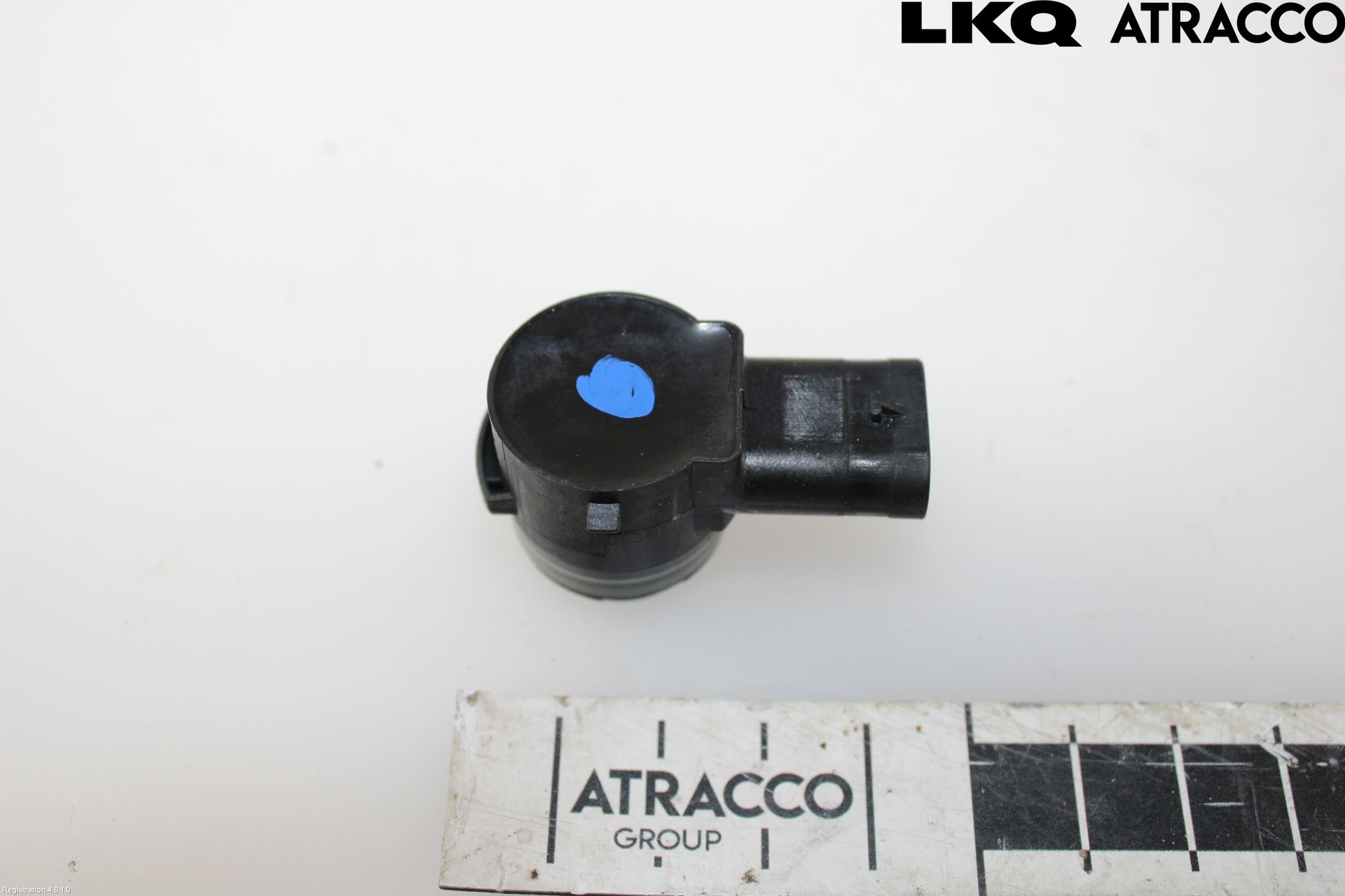 Skoda SUPERB 16-24 Parkeringshjälp Frontsensor