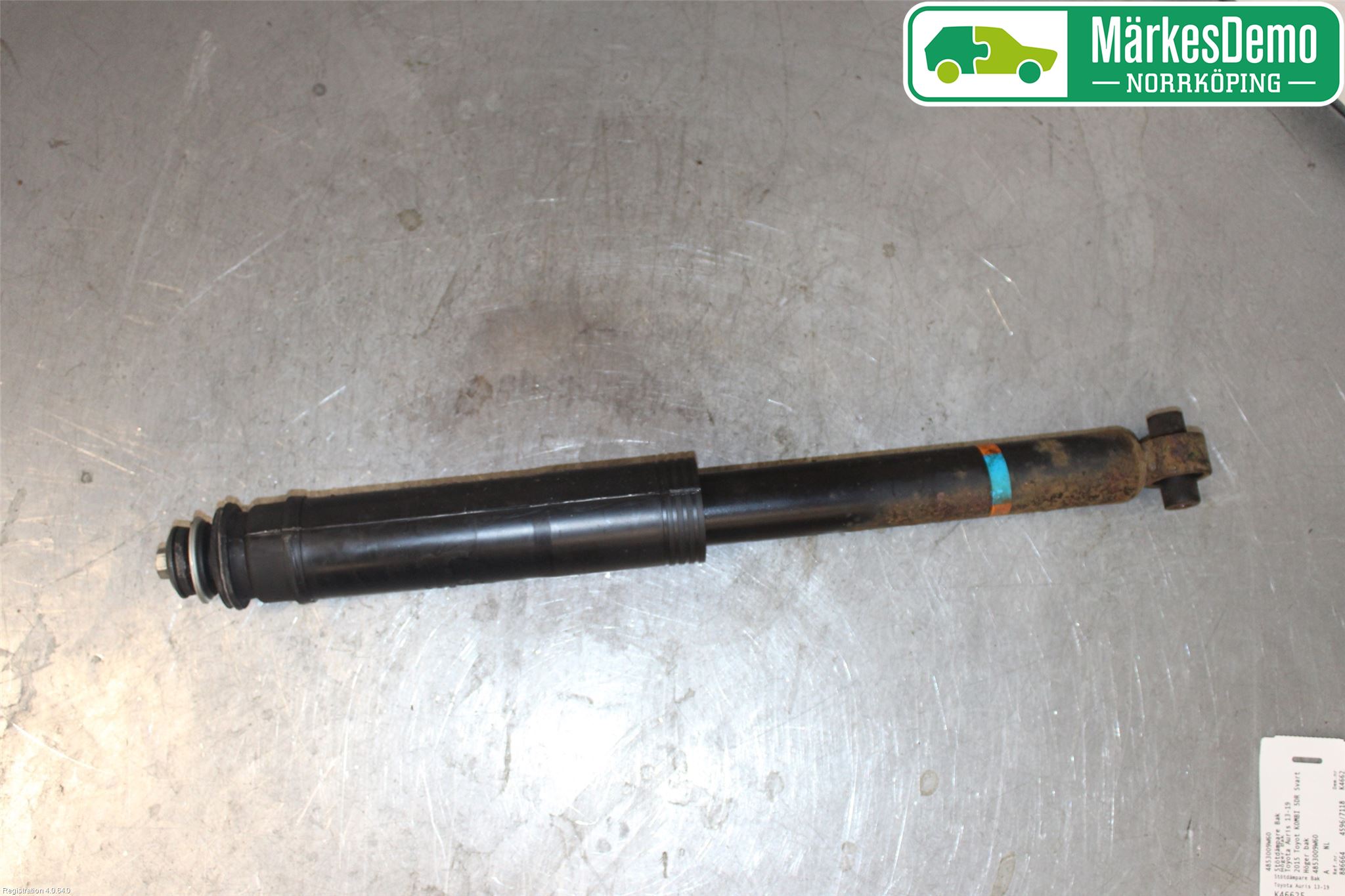 Toyota AURIS 13-19 Stötdämpare Bak