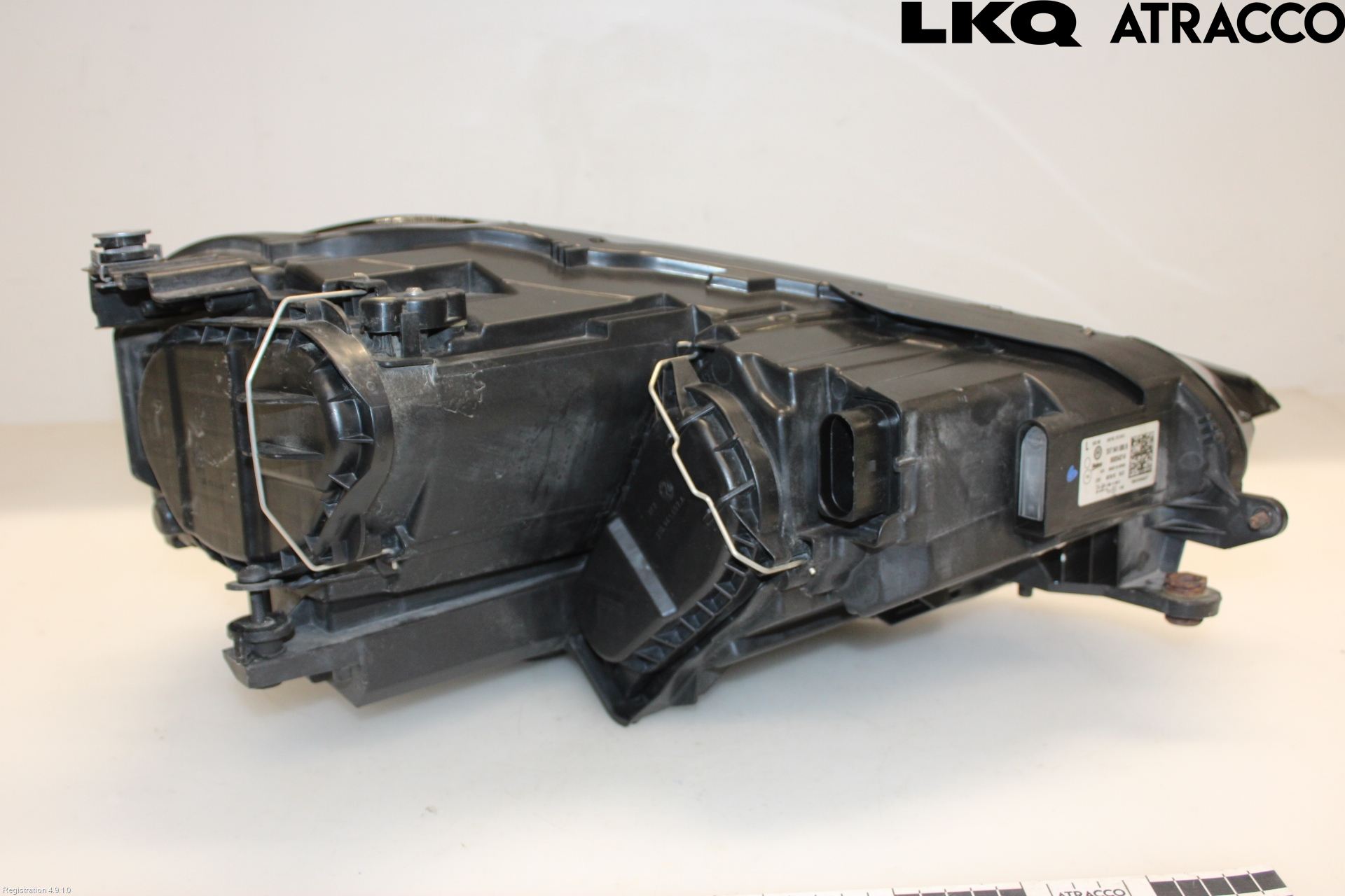 Volkswagen VW GOLF SPORTSVAN 15-20 Strålkastare Vänster
