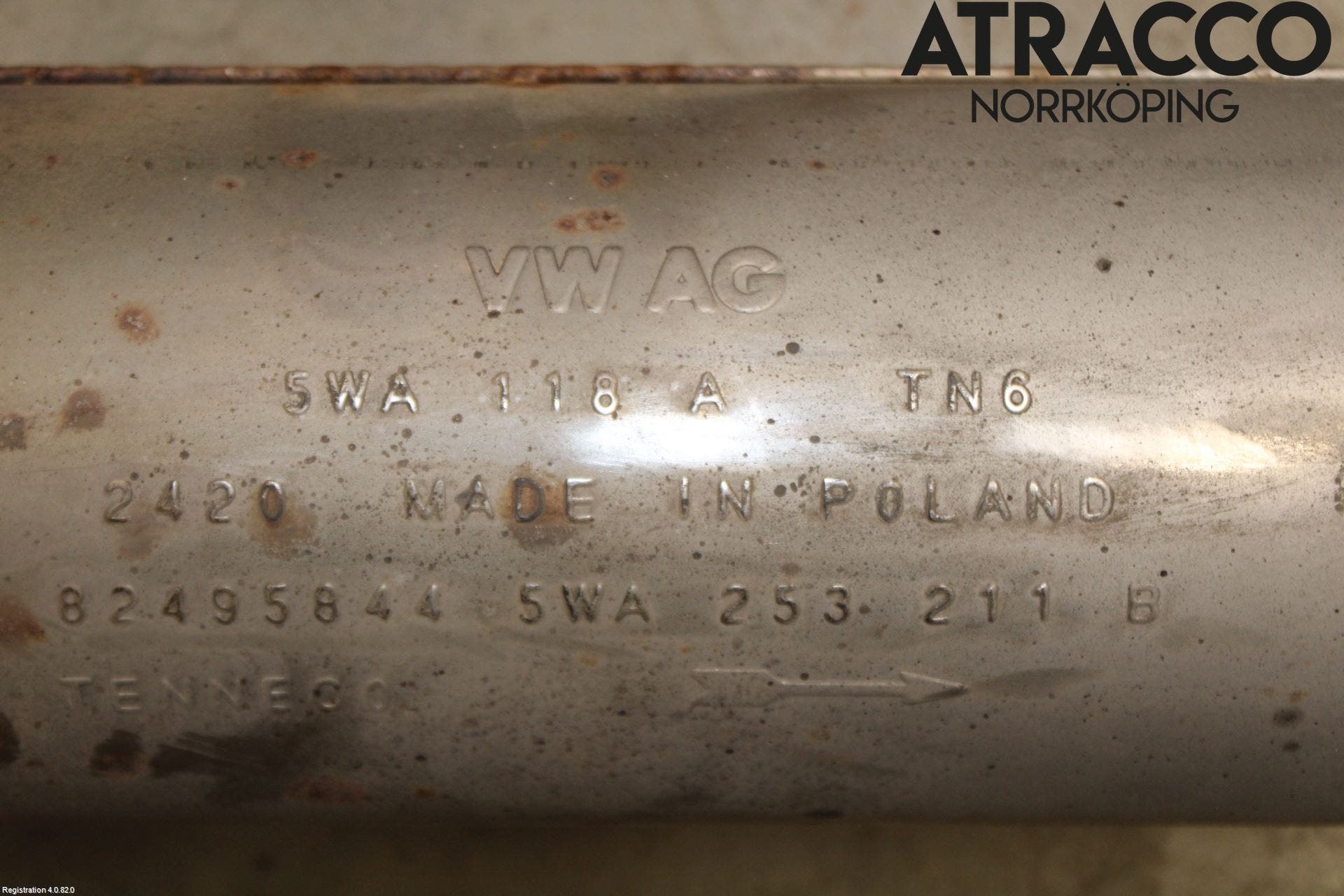 Volkswagen VW GOLF / E-GOLF VIII 20- Avgas Halvsats