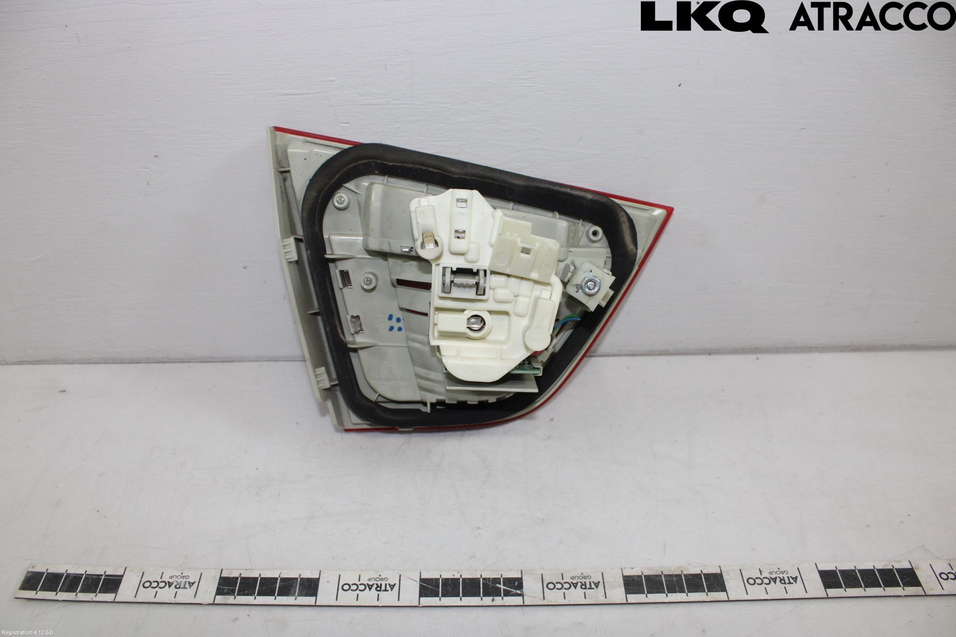 BMW 3 E90/91 SED/TOU 05-12 Bakljus Lucka Hö