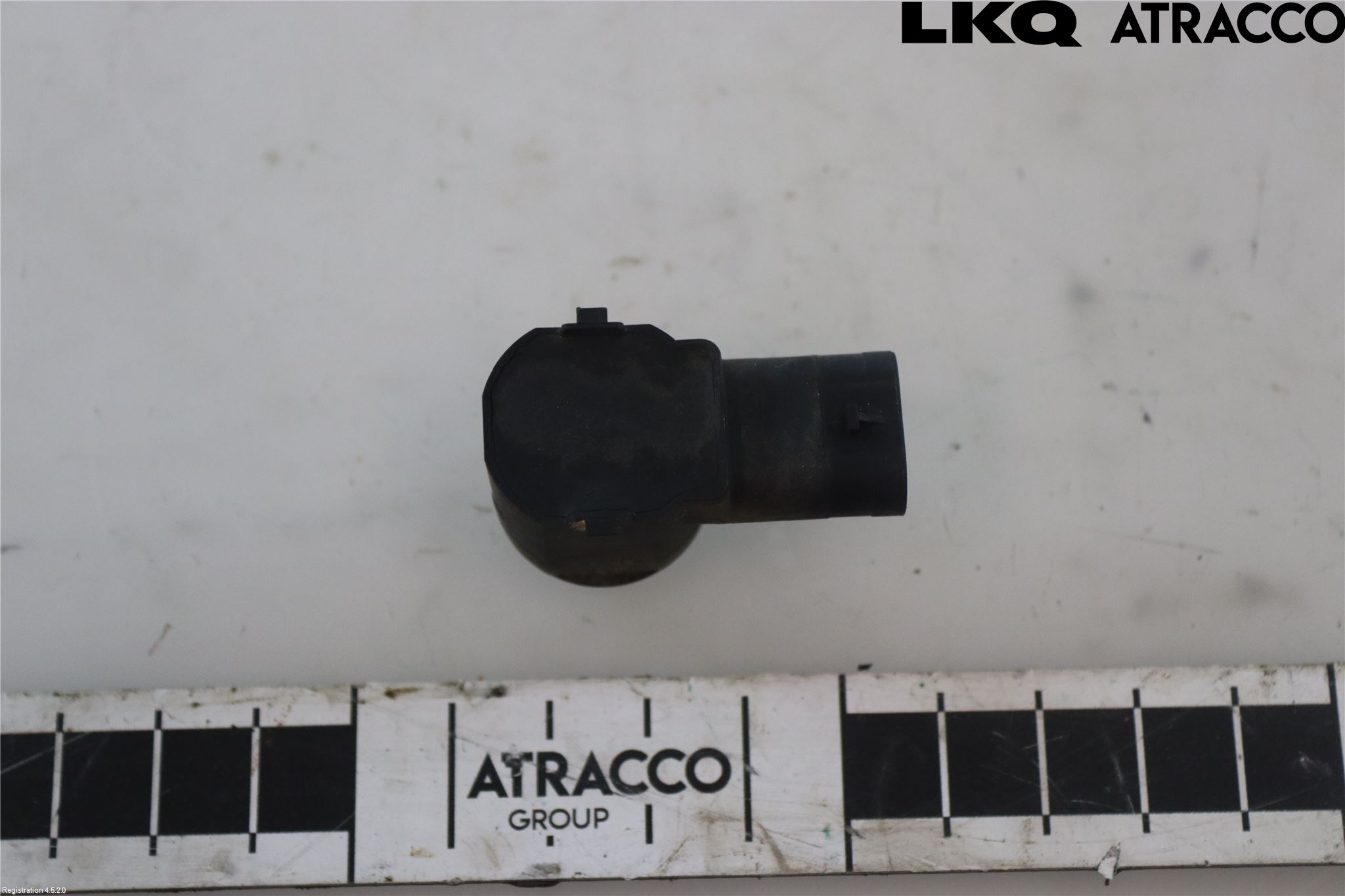 Skoda SUPERB 09-15 Parkeringshjälp Frontsensor