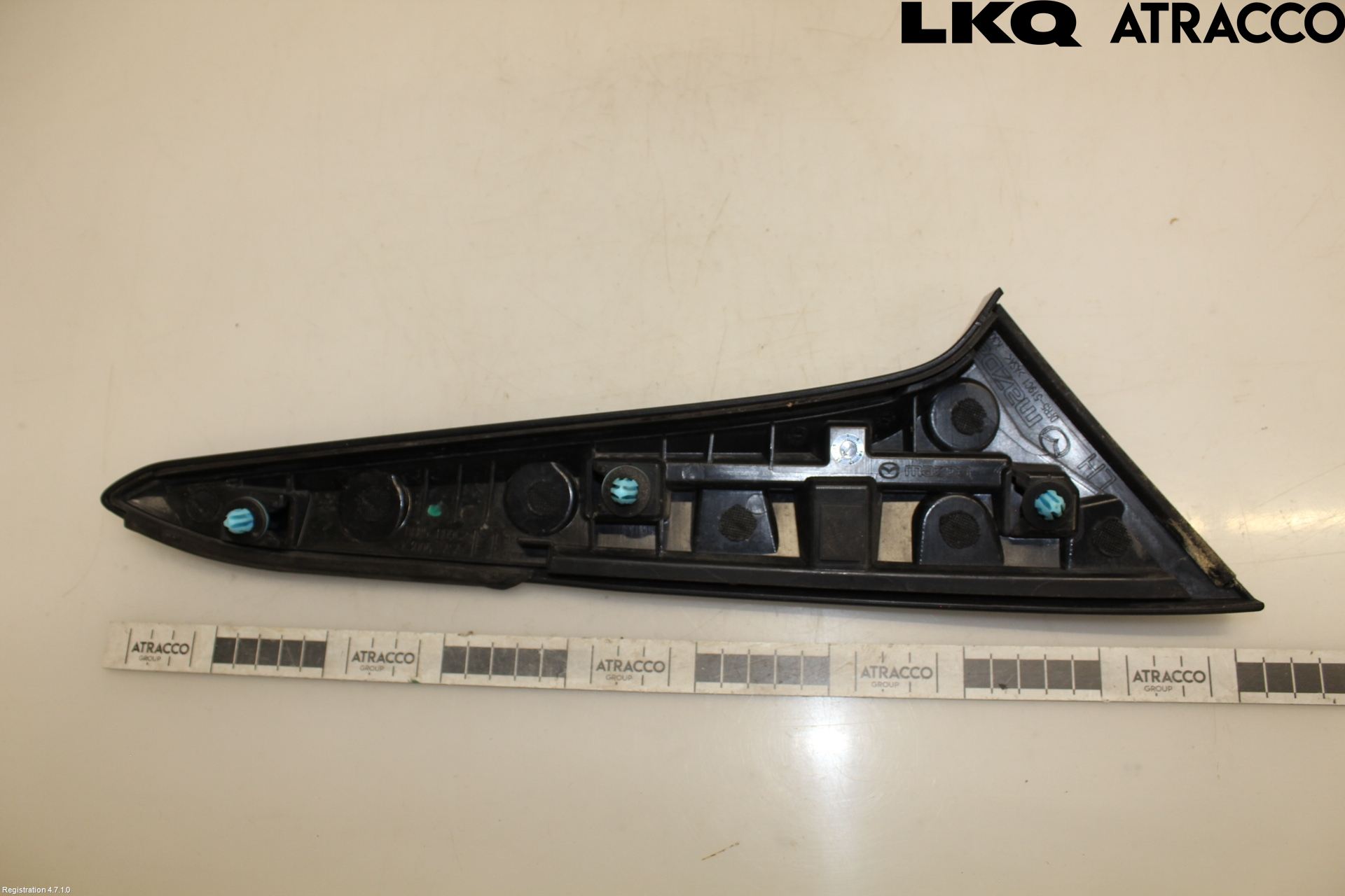 Mazda CX-30 20- Spoiler Baklucka