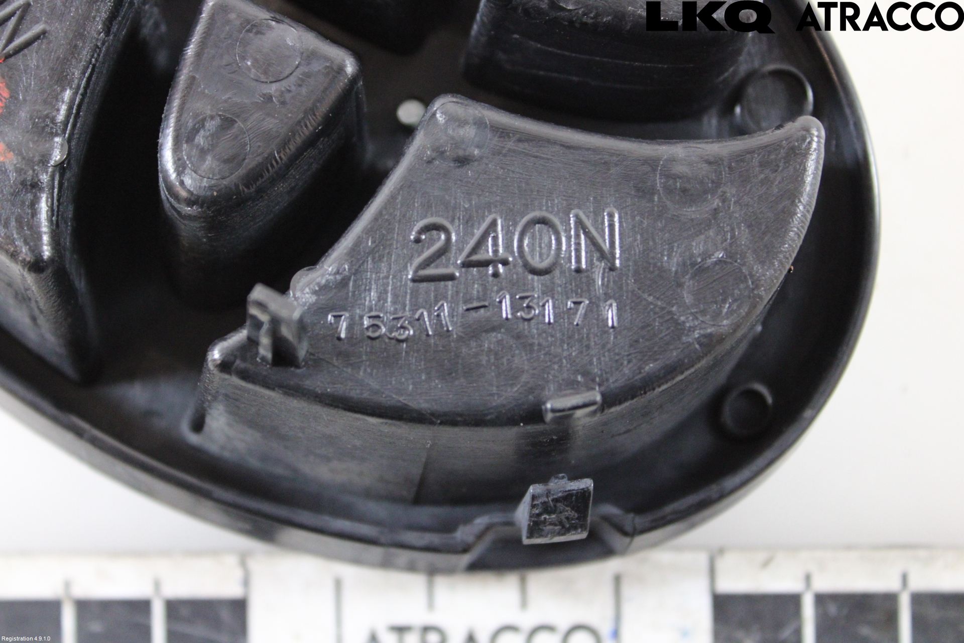 Toyota COROLLA 02-07 Emblem