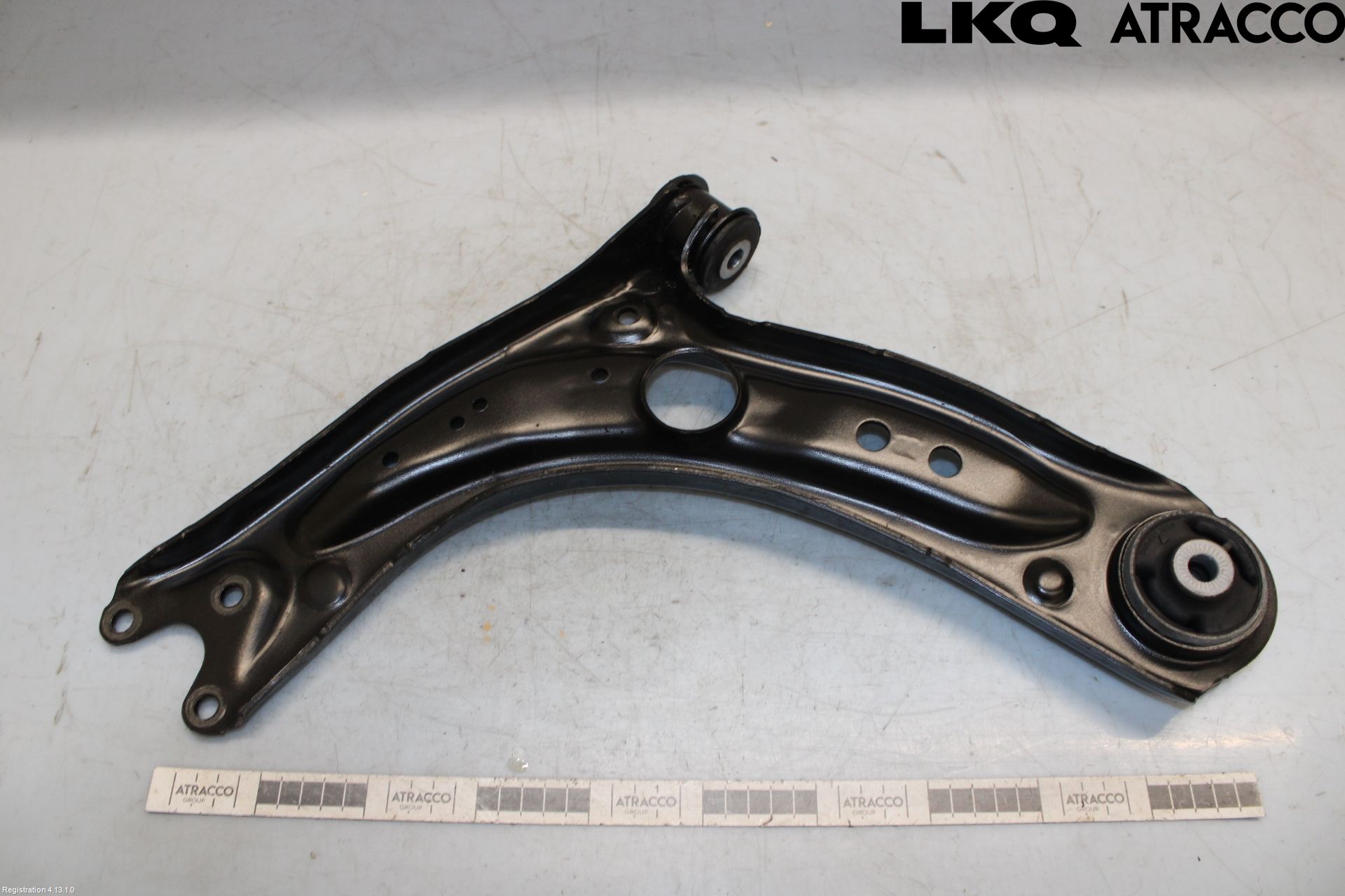 Seat LEON 20- Bärarm Fram Undre Hö