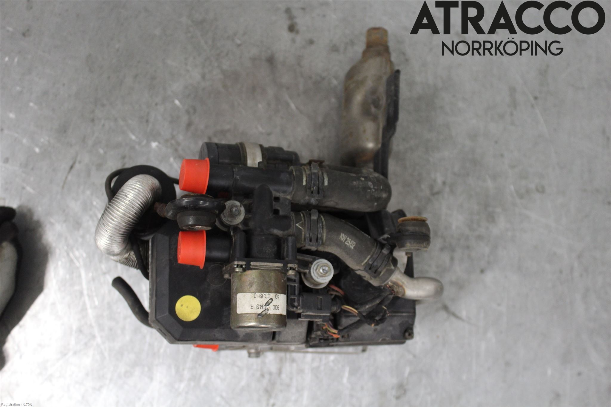 Audi A8/S8 4E  02-09 Bensinvärmare