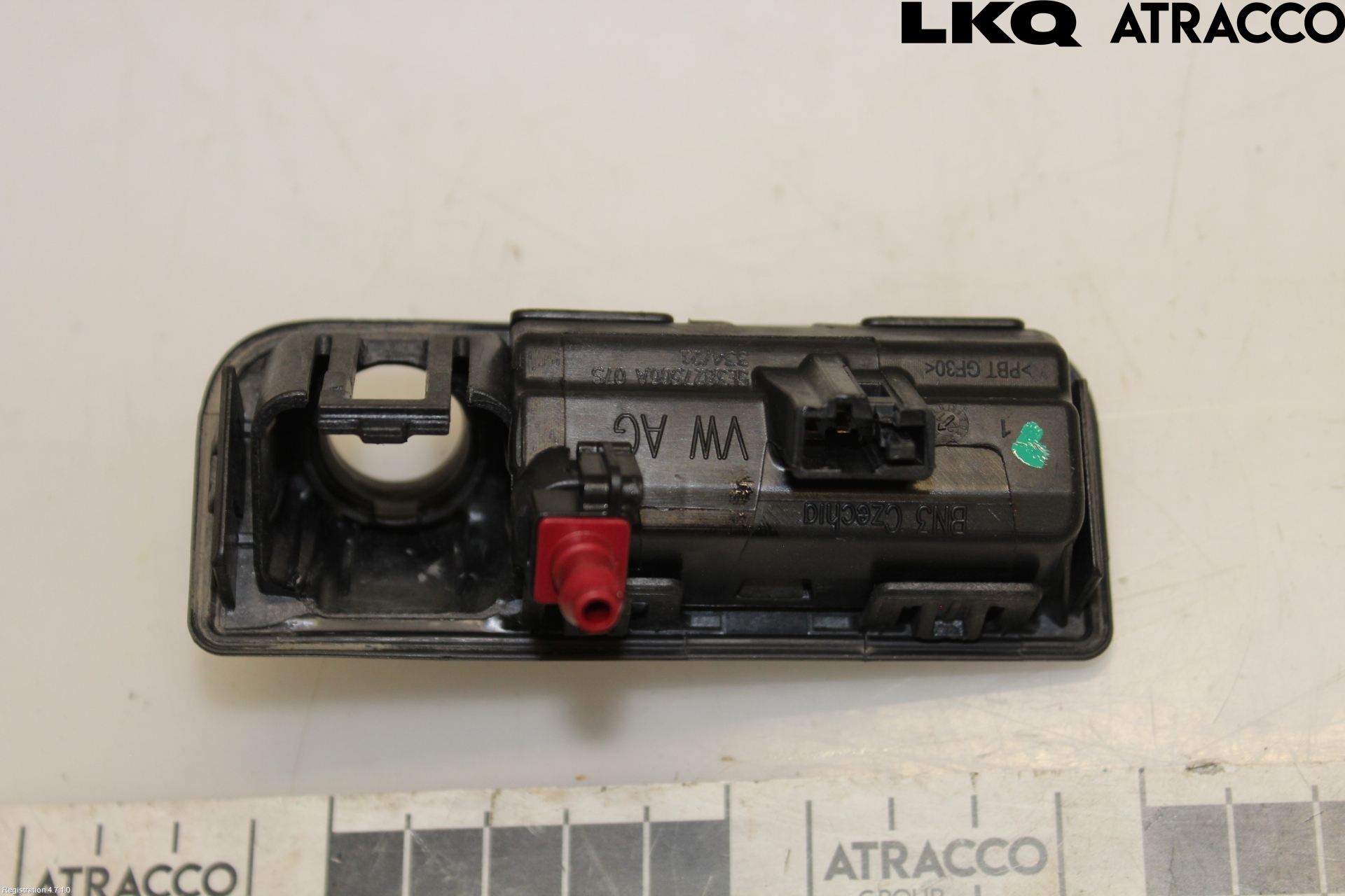 Skoda ENYAQ iV 21- Bakluckehandtag