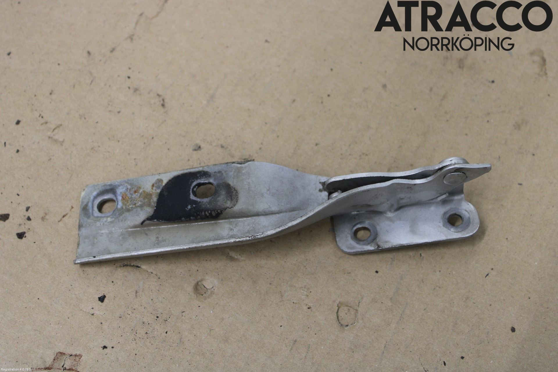 Suzuki IGNIS 01-20 Huvgångjärn