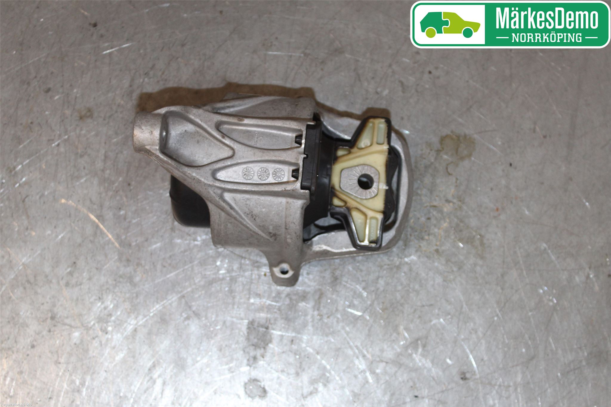 Audi A4/S4 B9 16-19 Motorkudde