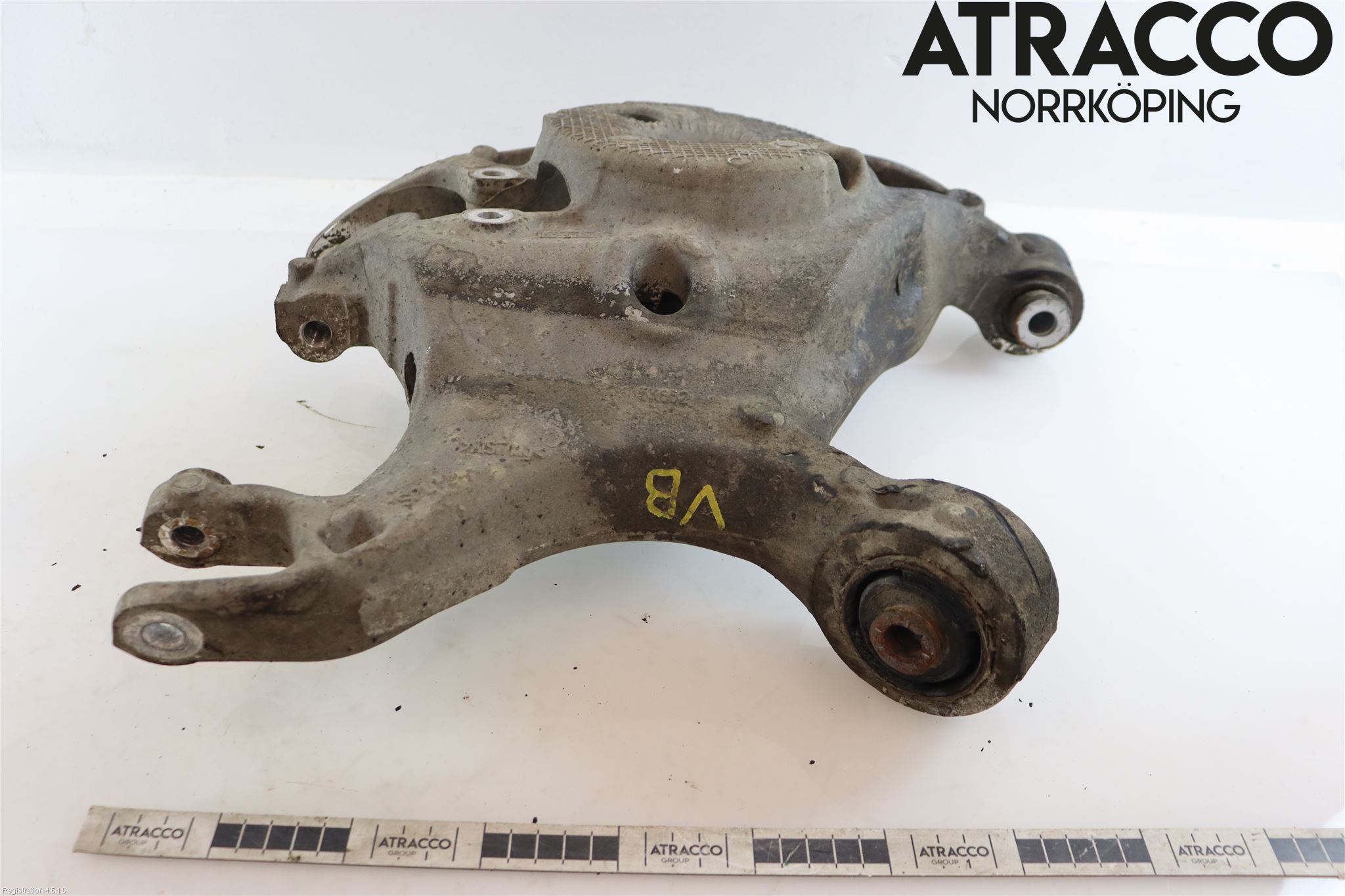 Ford MUSTANG VI 15-22 Bärarm Bak Vänster
