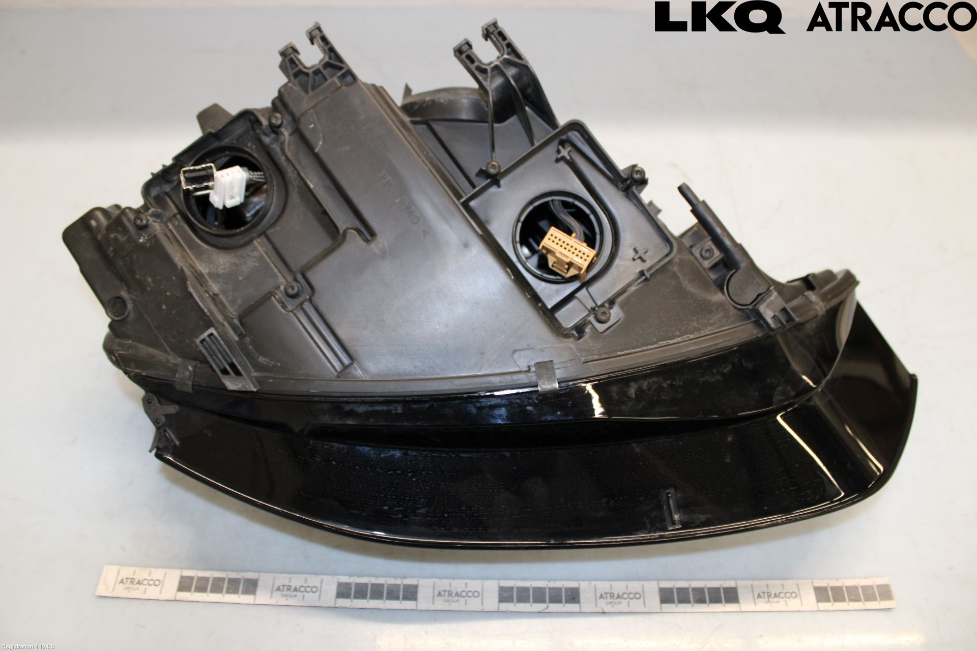 Audi A4 ALLROAD 09-16 Strålkastare Vänster